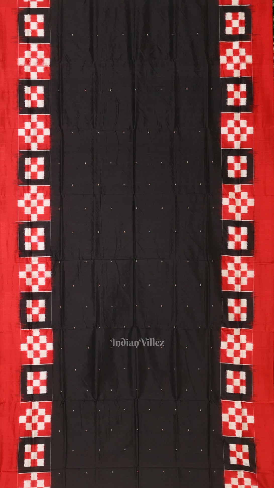 IndianVillèz Black Red Pasapali Border Sambalpuri Ikat Silk Saree - view 3