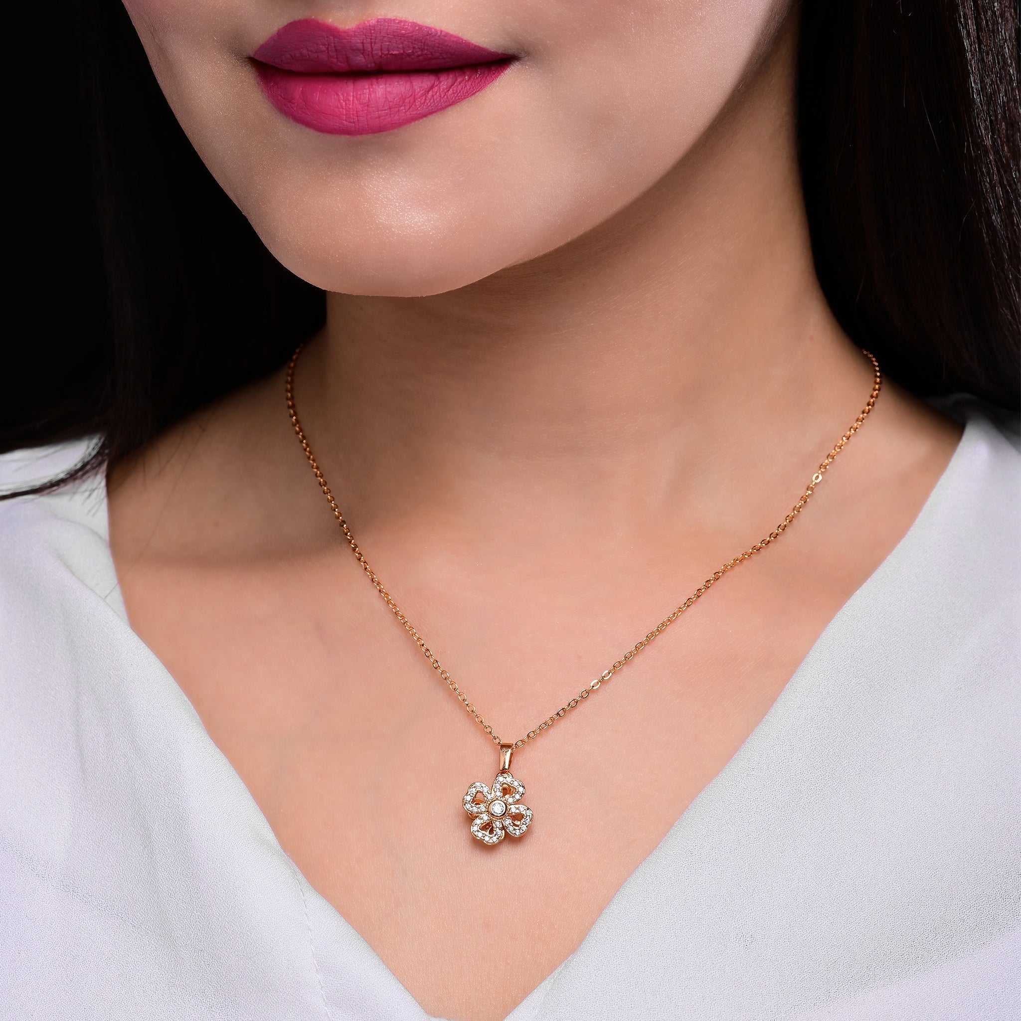 Branta Spinning Four Heart Pendant Necklace For Women