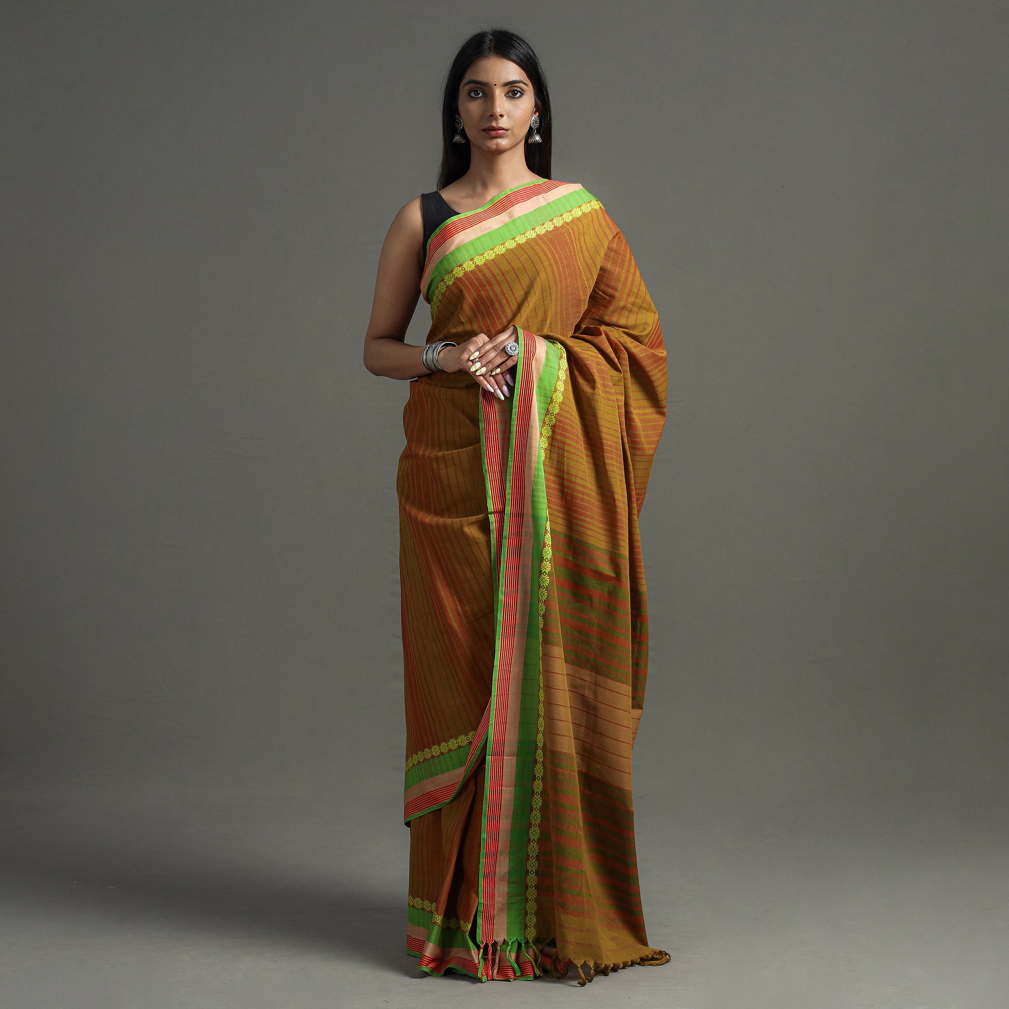 SASHA Brown - Begampuri Handloom Cotton Saree