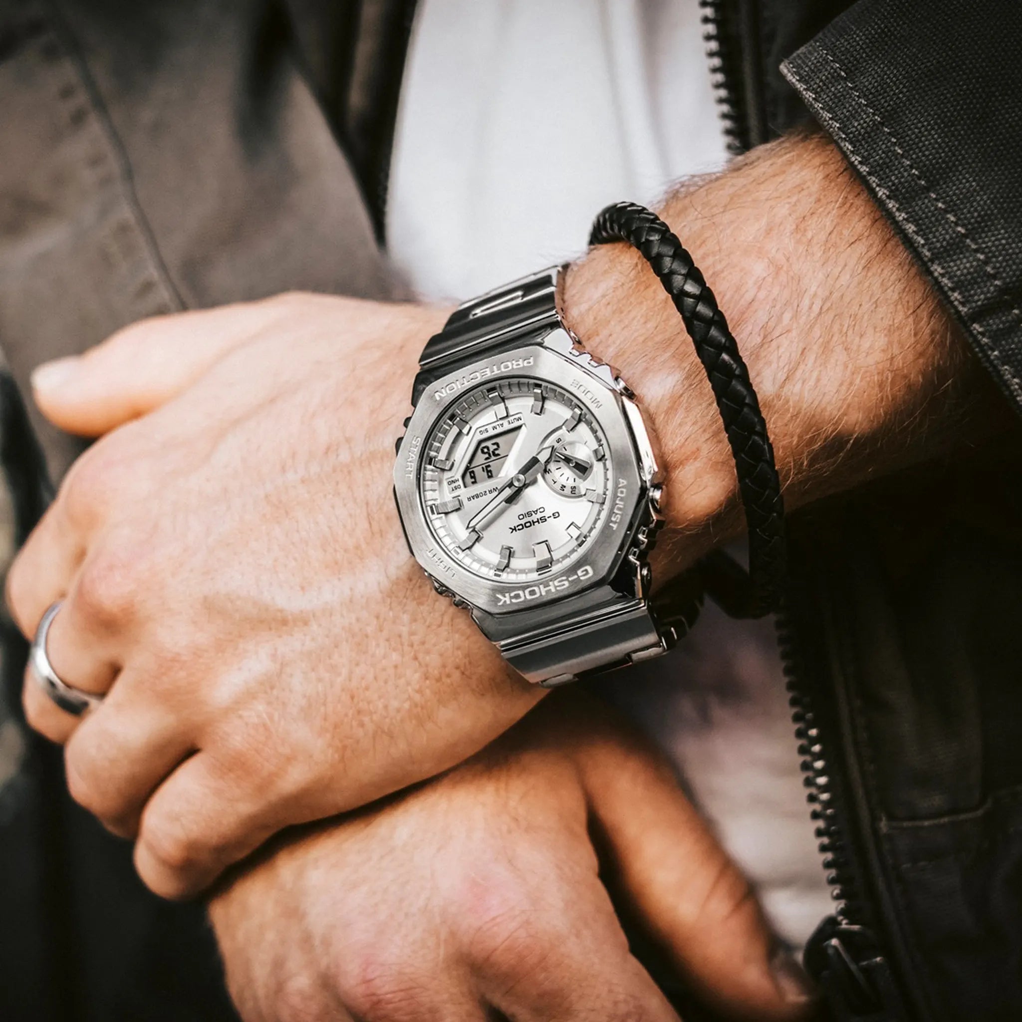 G-Shock Casio GM-2110D-7AER Silver - view 2