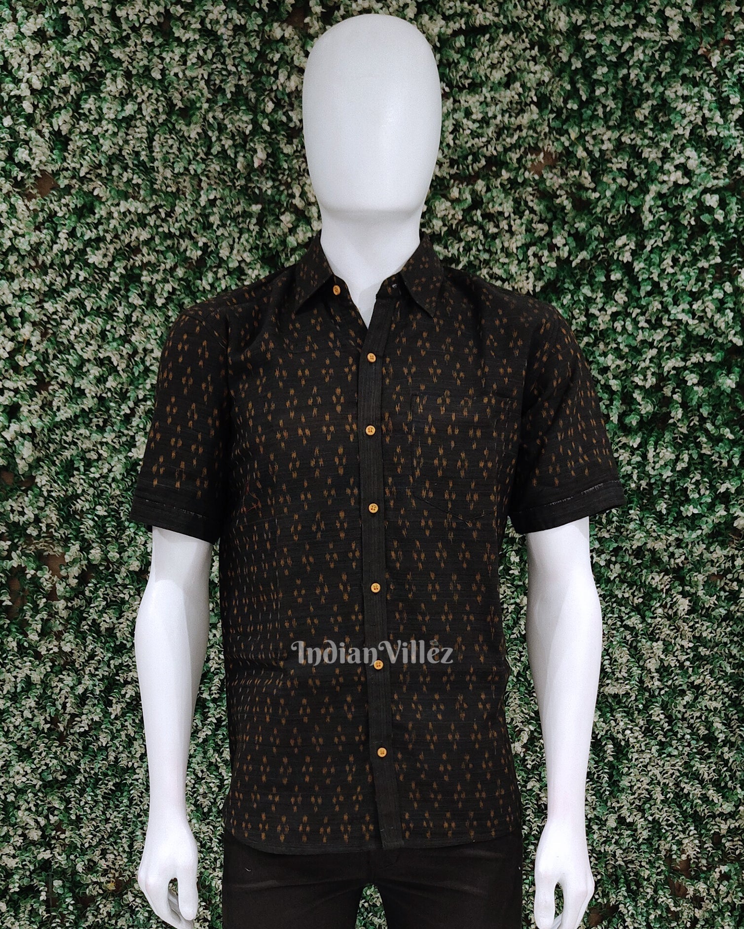 IndianVillèz Black Shape Odisha Ikat Cotton Half Sleeve Shirt for Men