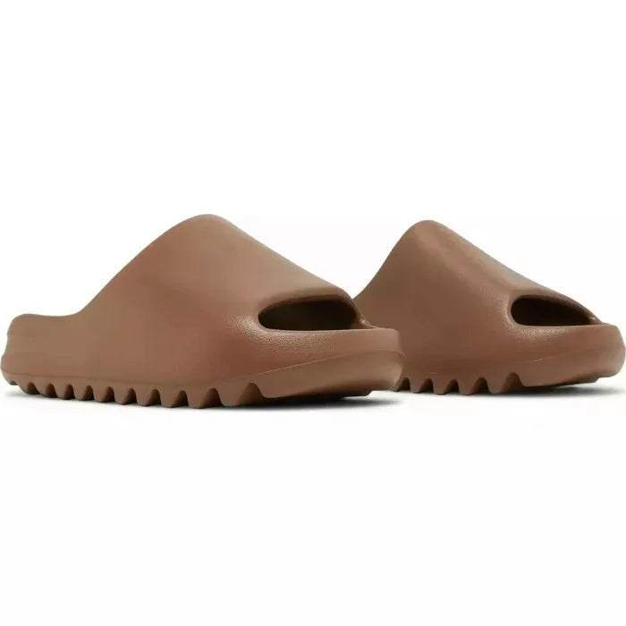 HYPE ELIXIR Yeezy Slides 'Flax' - view 2