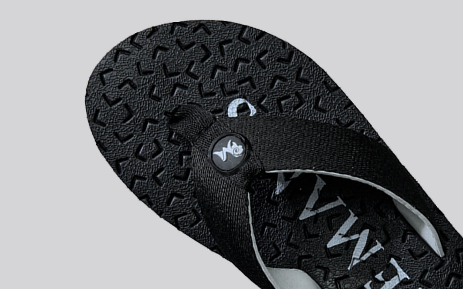 Neeman's Float Ease Flips : Black - view 6