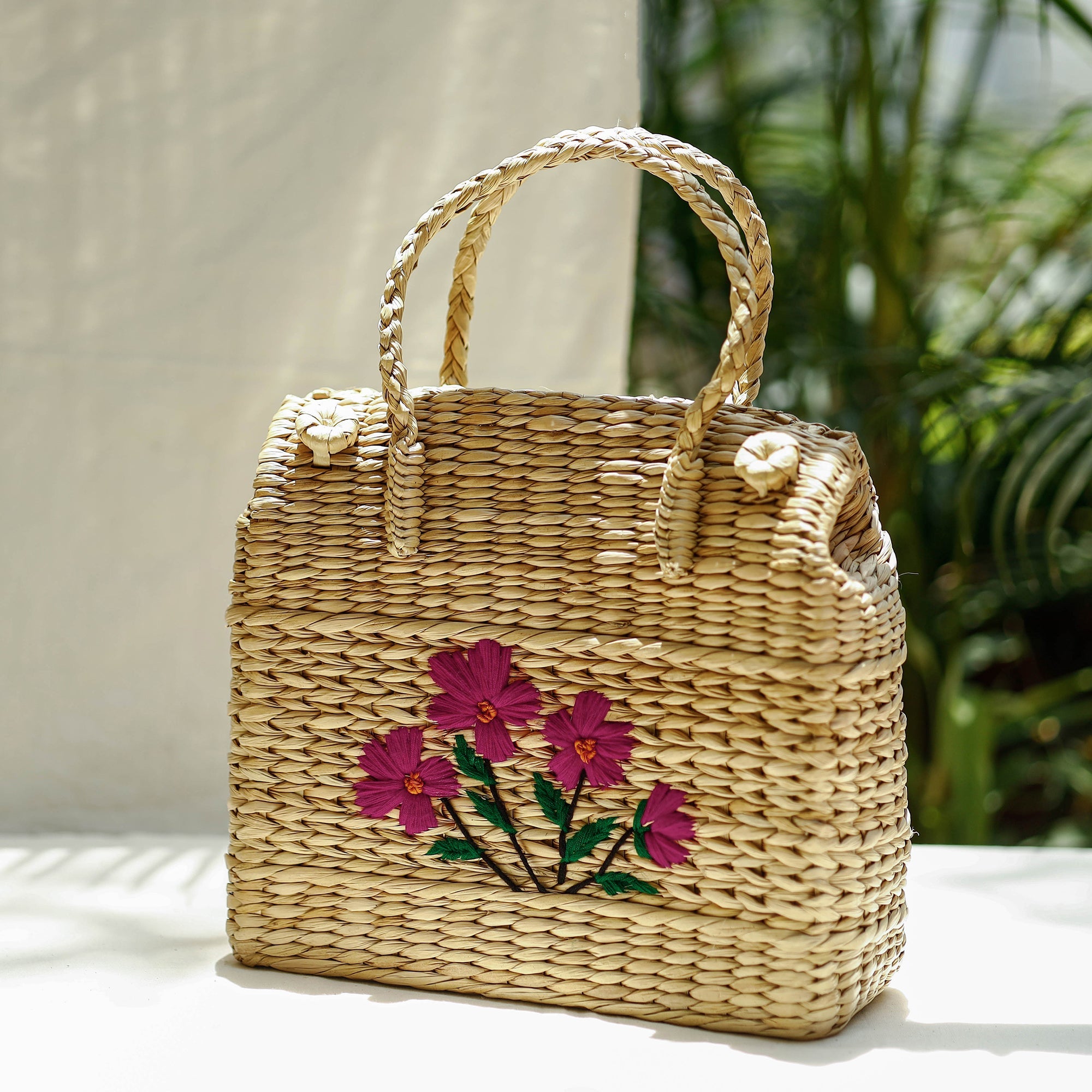 ITOKRI CRAFTS INITIATIVE Beige - Handcrafted Natural Water Reed Embroidered Shopping Bag - view 3