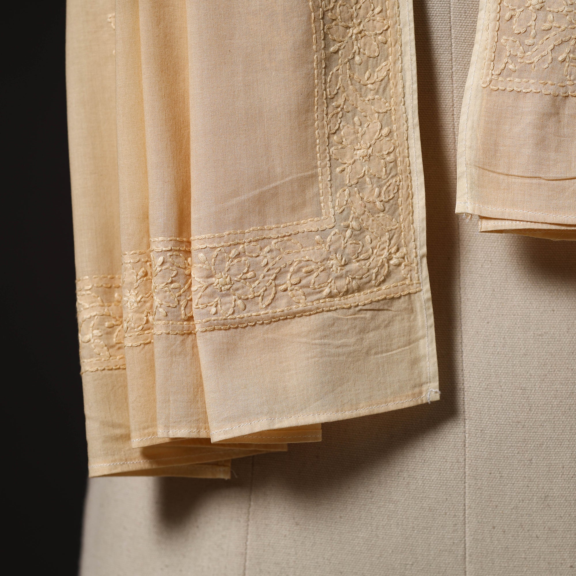 MEHARKI CHIKAN Beige - Hand Embroidered Lucknow Chikankari Cotton Stole 10 - view 4