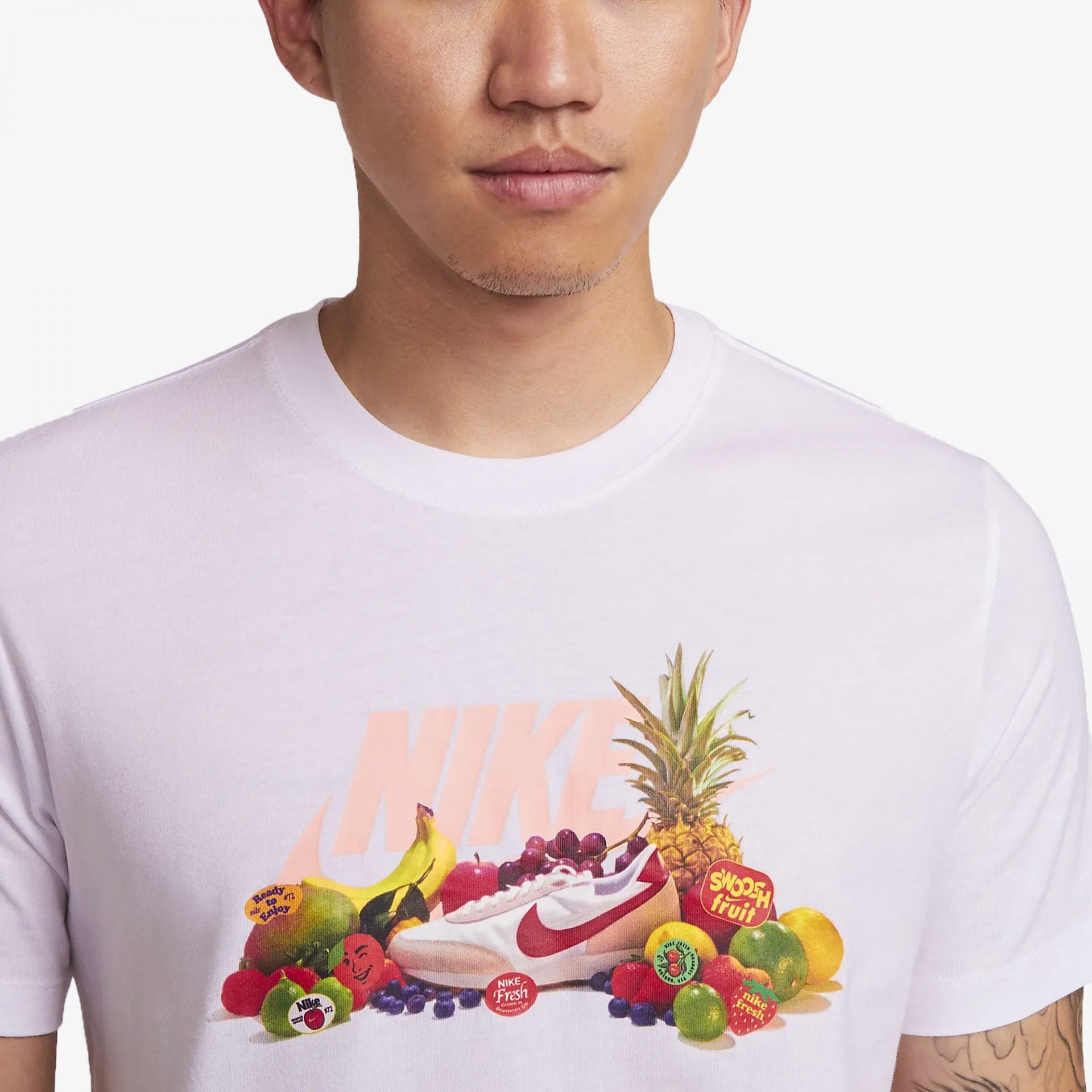 Nike | SPORTSWEAR T-SHIRT { WHITE