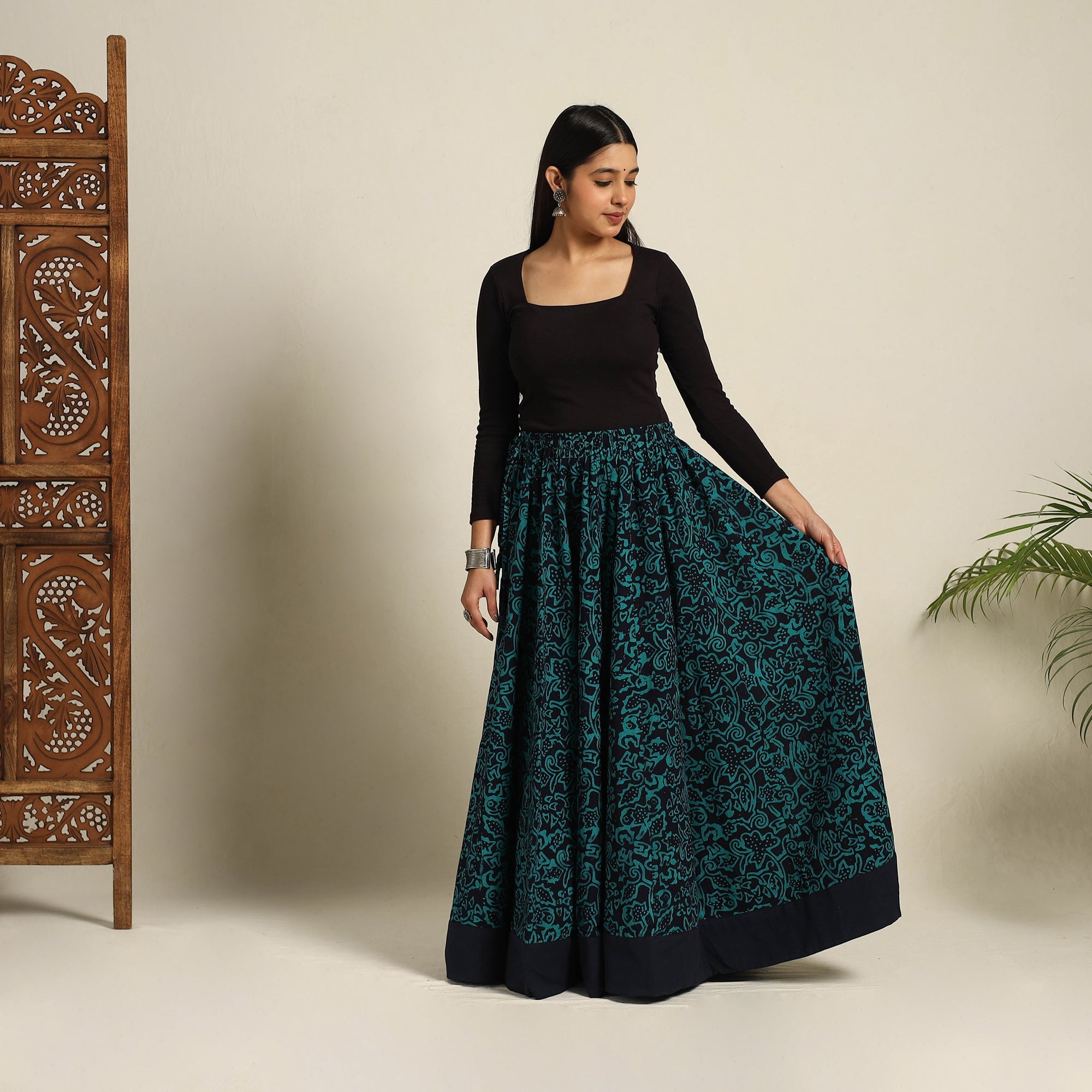 NOORI BAZAR Green - 24 Kali Patchwork Batik Print Cotton Long Skirt 16 - view 2