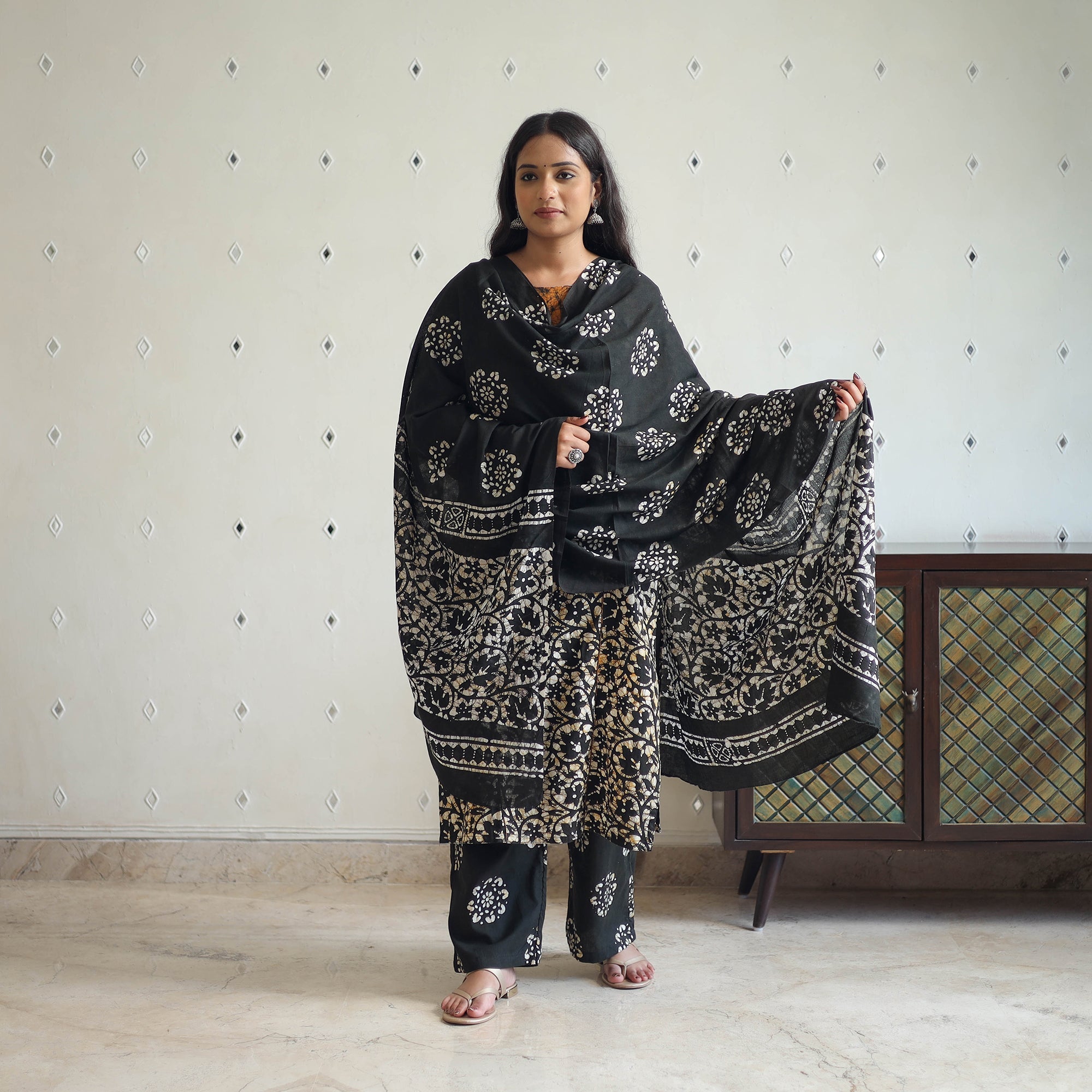 ITOKRI CASUALS Black - Batik Print Cotton Kurta with Palazzo & Dupatta Suit Set 02 - view 2