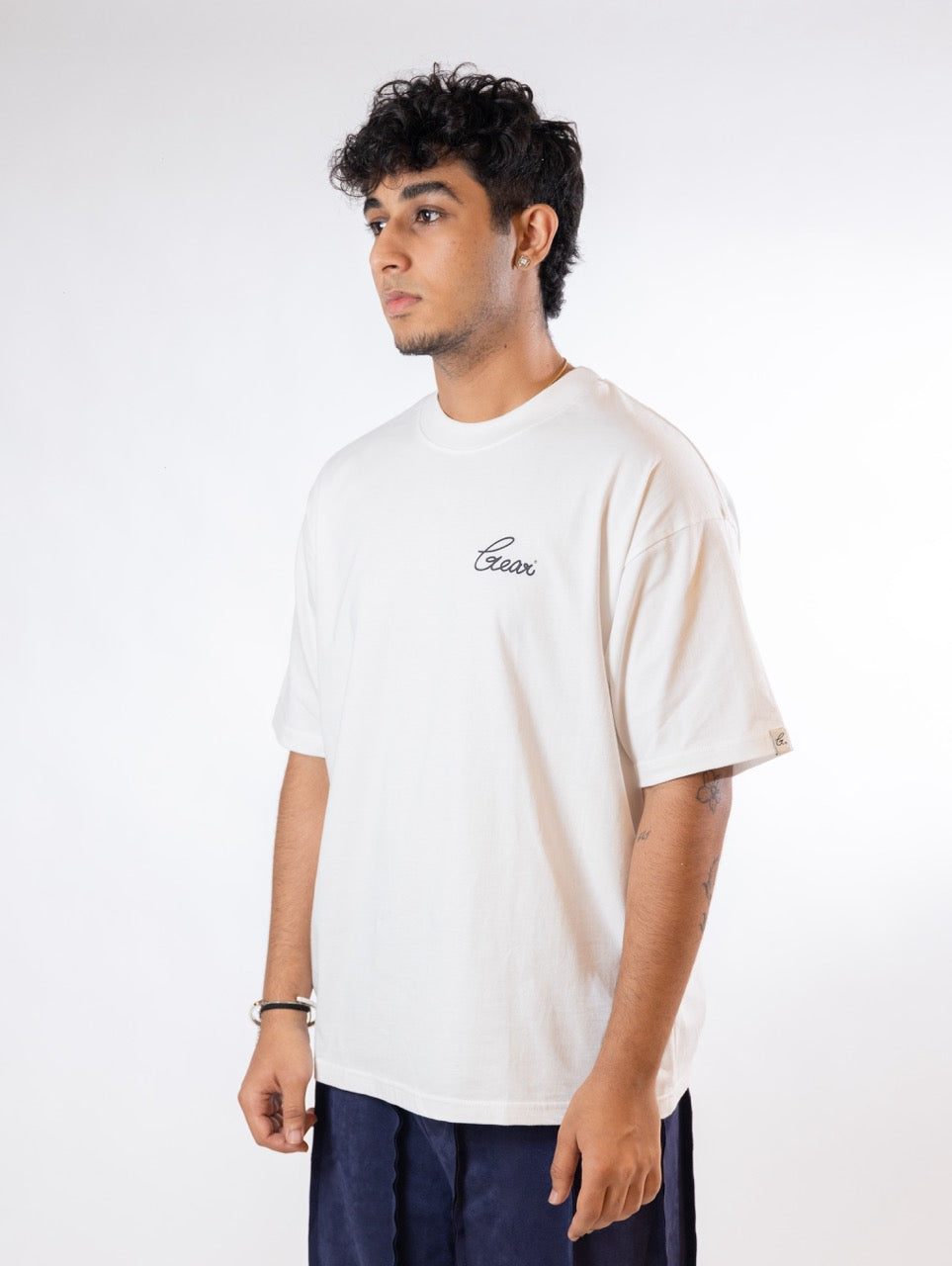 MNST GEAR Worldwide In White - view 4