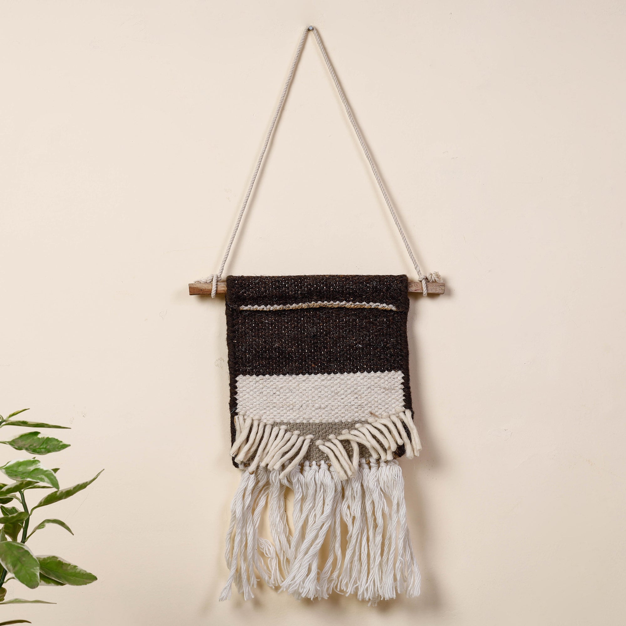 ITOKRI CRAFTS INITIATIVE Bhadohi Handwoven Wool Geometric Fringed Wall Hanging