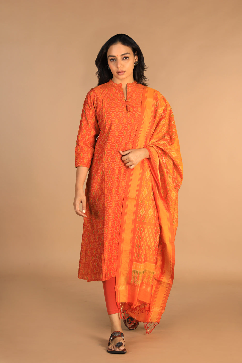 Kalanjali Ethnics Handwoven Pochampally silk Ikat kurta
