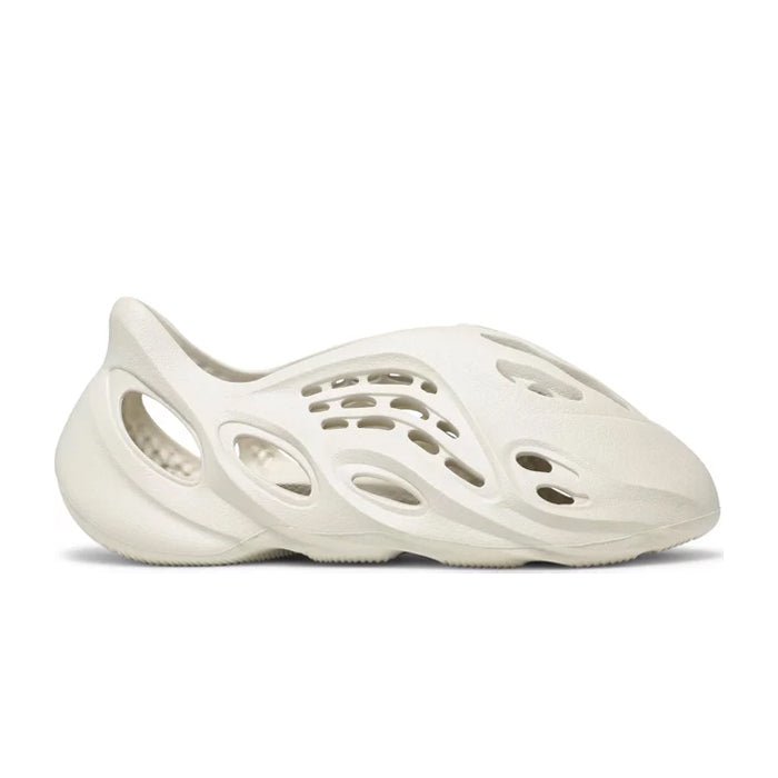 HYPE ELIXIR Yeezy Foam Runner Ararat