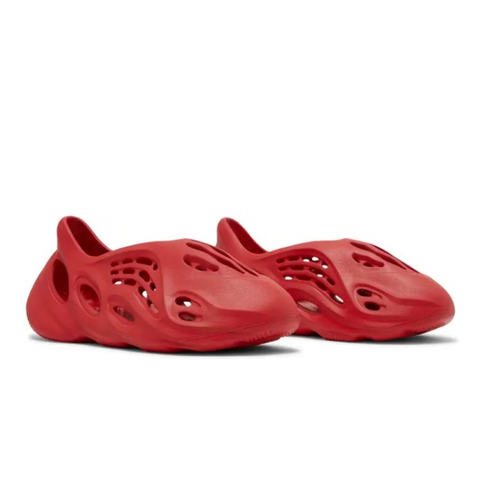 HYPE ELIXIR Yeezy Foam Runner Vermilion - view 2