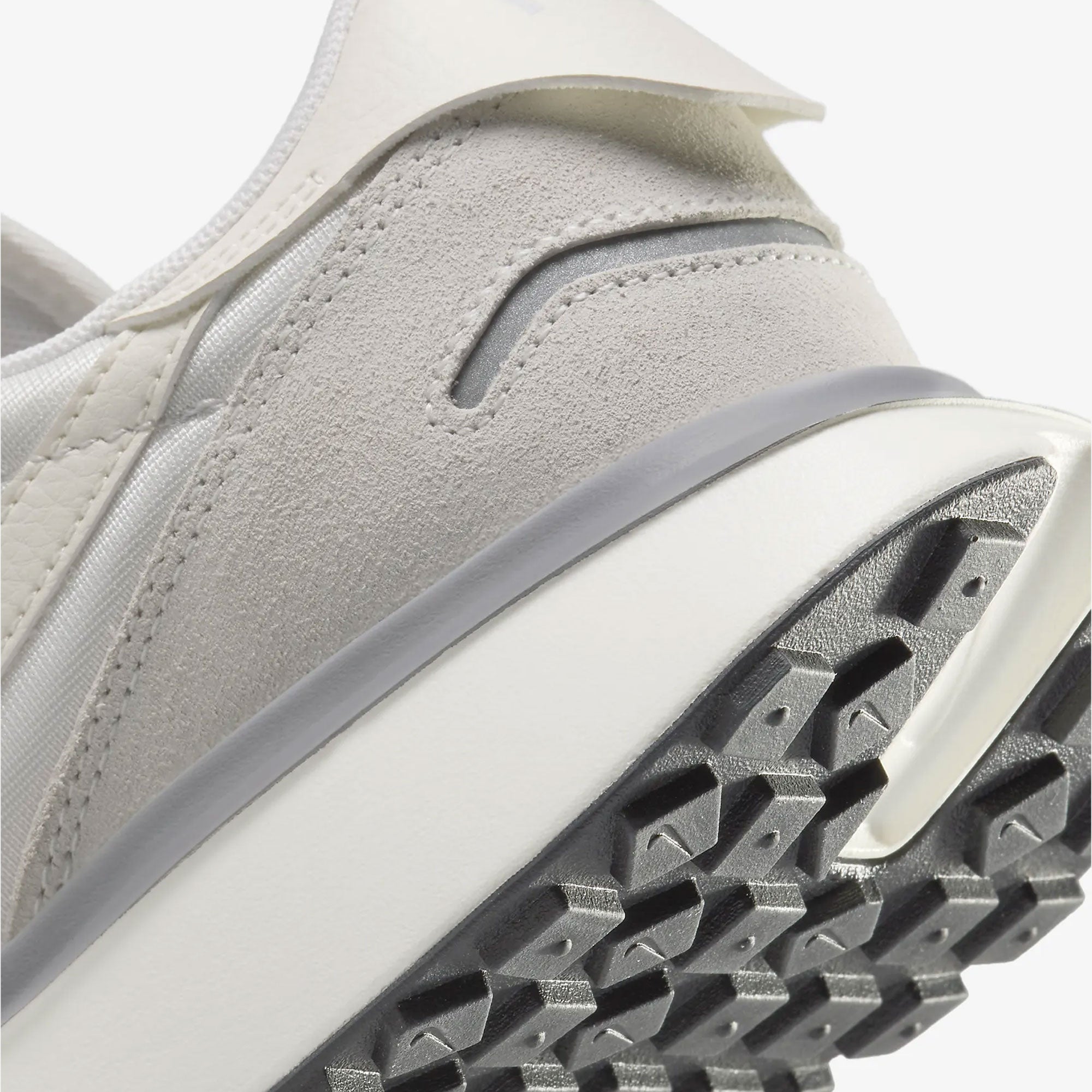 Nike | PHOENIX WAFFLE { PLATINUM TINT/PALE IVORY-SUMMIT WHITE - view 5