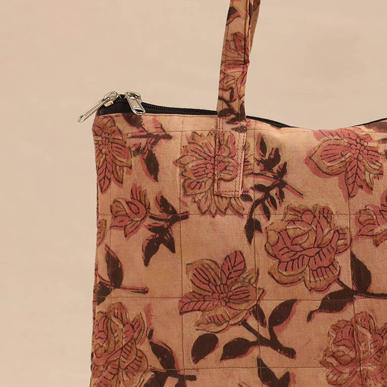NOORI BAZAR Handmade Quilted Cotton Hand Bag 11 - view 3