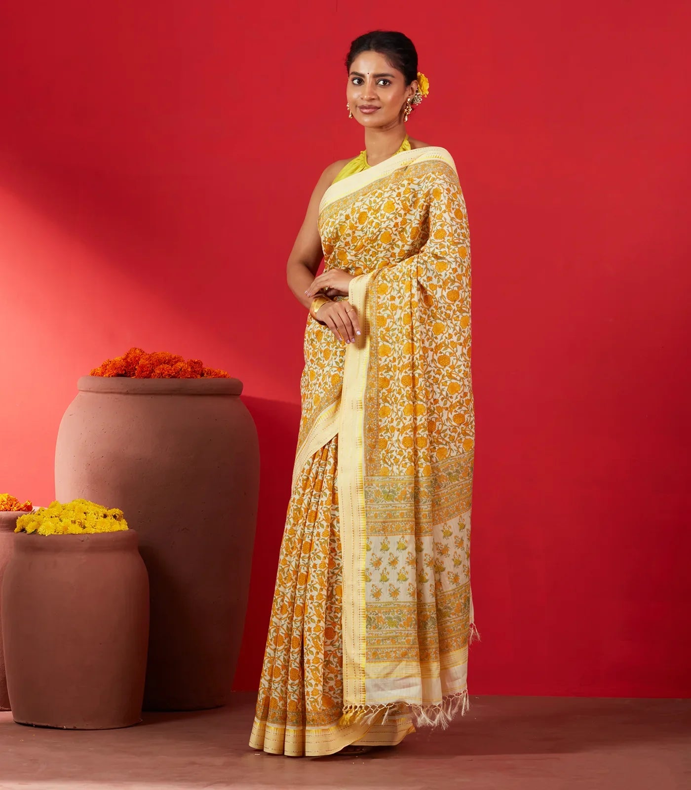 RmKV Cream Handloom Chanderi Cotton Saree Is Printed With Floral Motifs