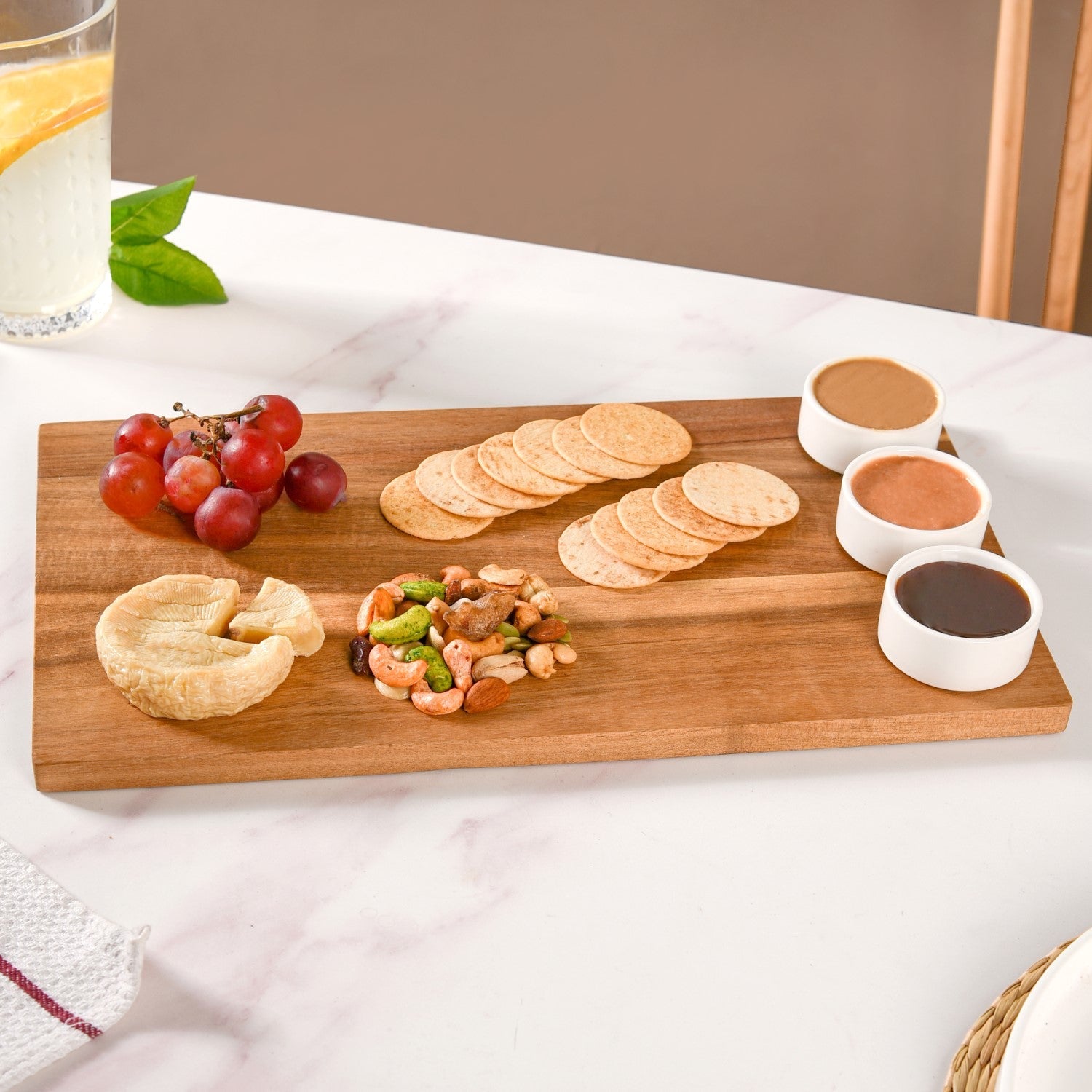 Nestasia Acacia Wood Cheeseboard With Set Of 3 Small Bowls 50ml