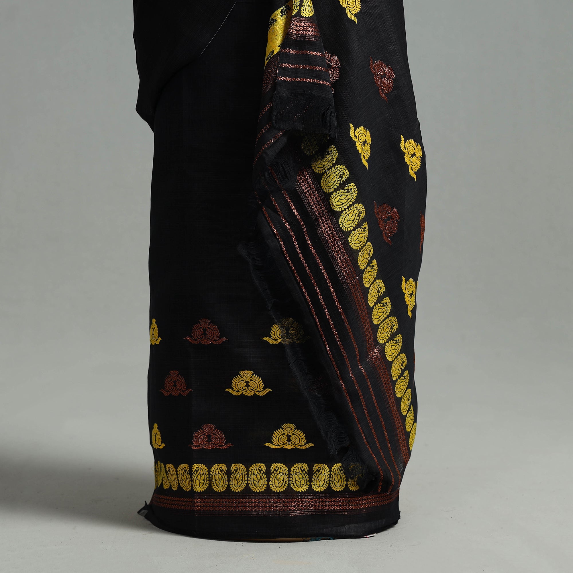 WEAVE INDIA BY SHEIKH MOIDUN NILUFAR Black - Assam Handloom Tussar Mekhela Chador with Blouse Piece 14 - view 3