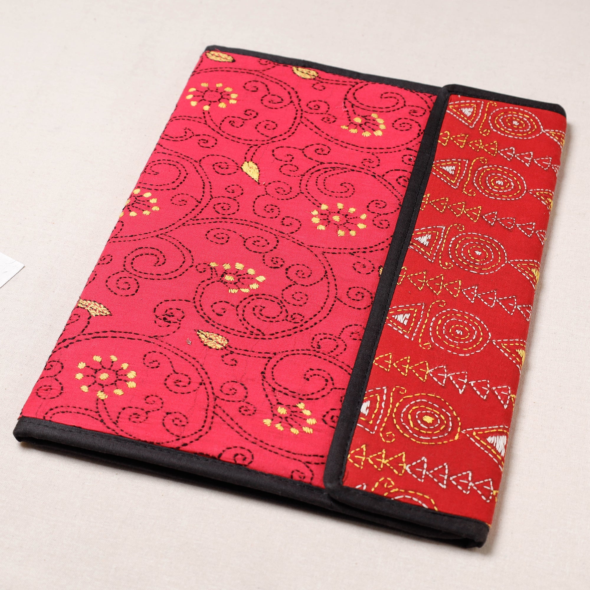 ASALKAAR Bengal Kantha Work Handcrafted File Folder - view 2