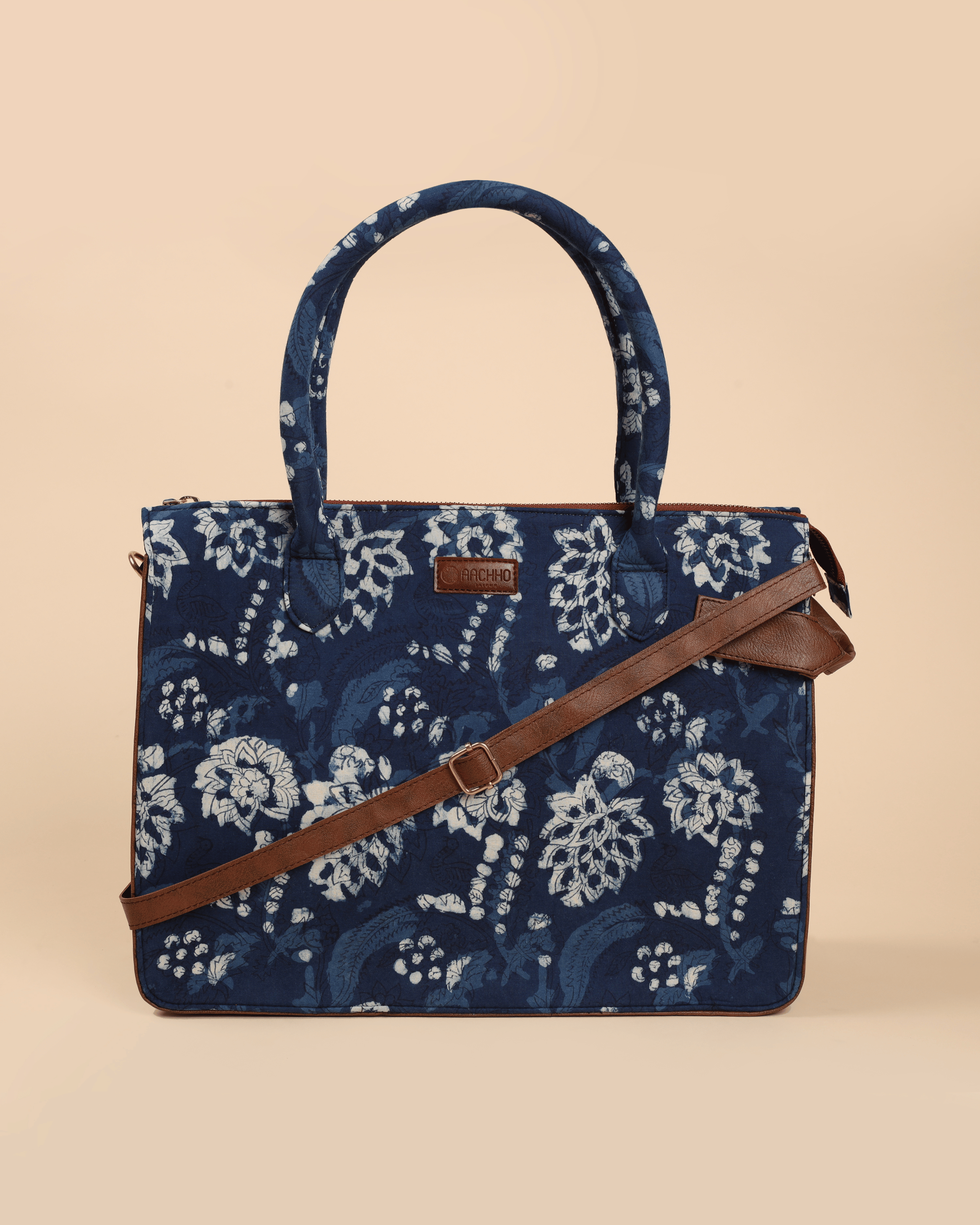 Aachho Tidal Blue Handblock Shoulder Bag - view 5