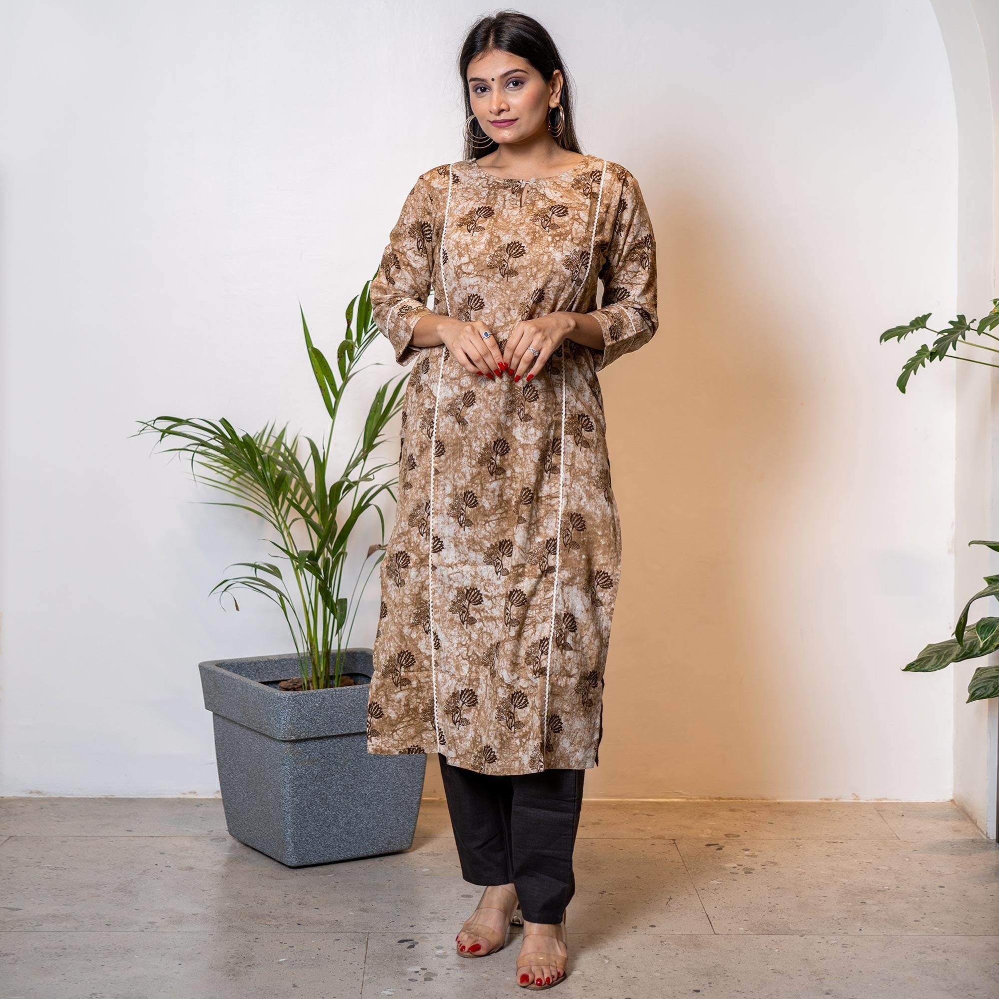 Peachmode Seller Brown Floral Printed Pure Cotton kurti - view 2