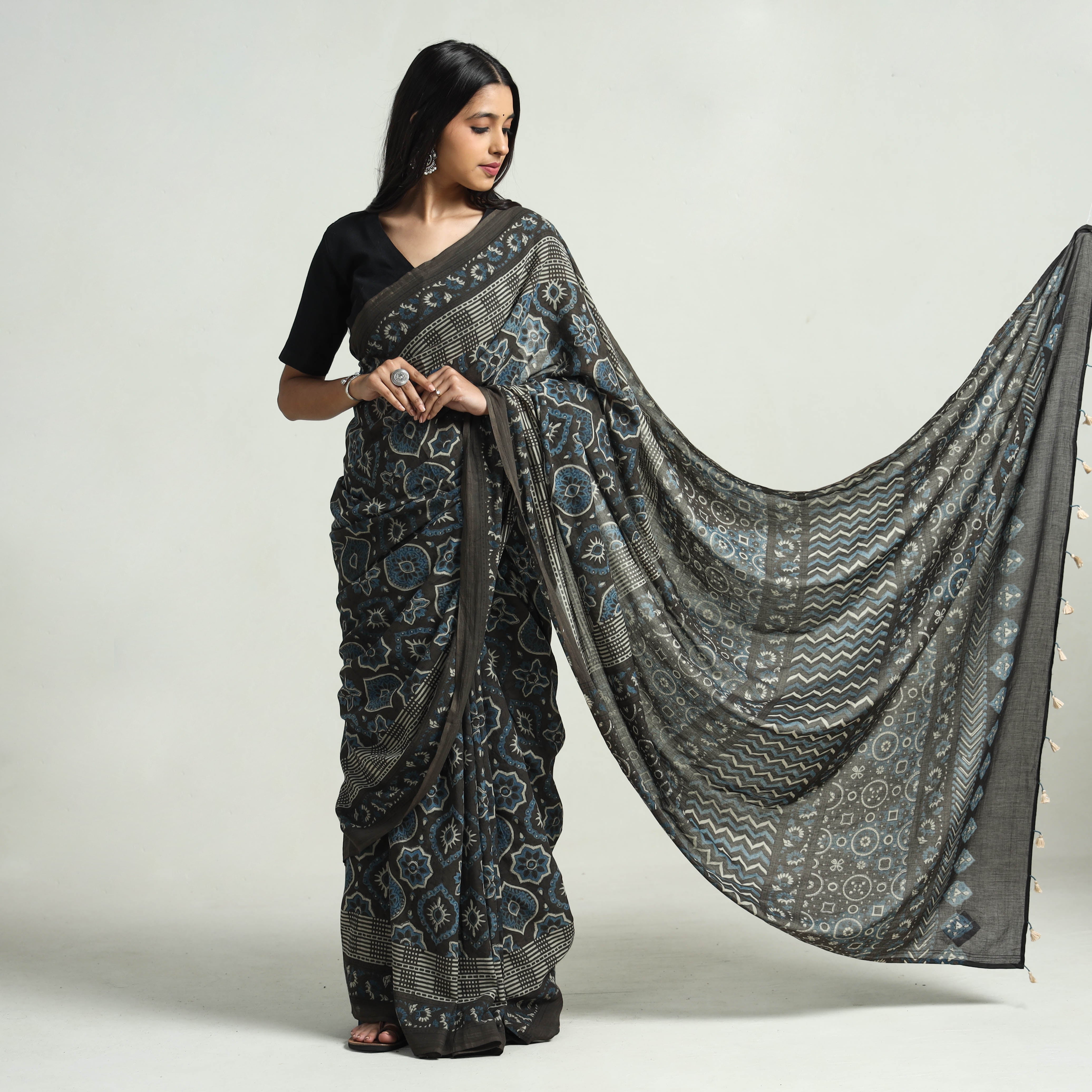 AJRAKH BY JABBAR KHATRI Brown - Block Printed Mul Cotton Ajrakh Saree - view 2