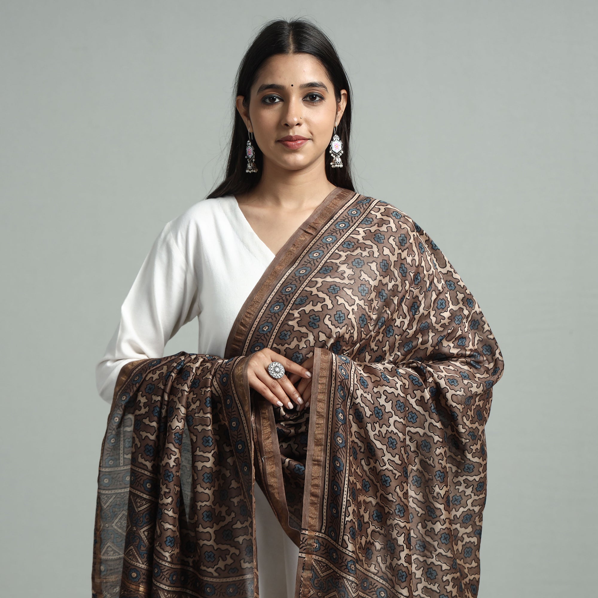 RIYAZ ABDULMAJID KHATRI - AJRAKH Brown - Hand Block Print Chanderi Silk Ajrakh Dupatta - view 3