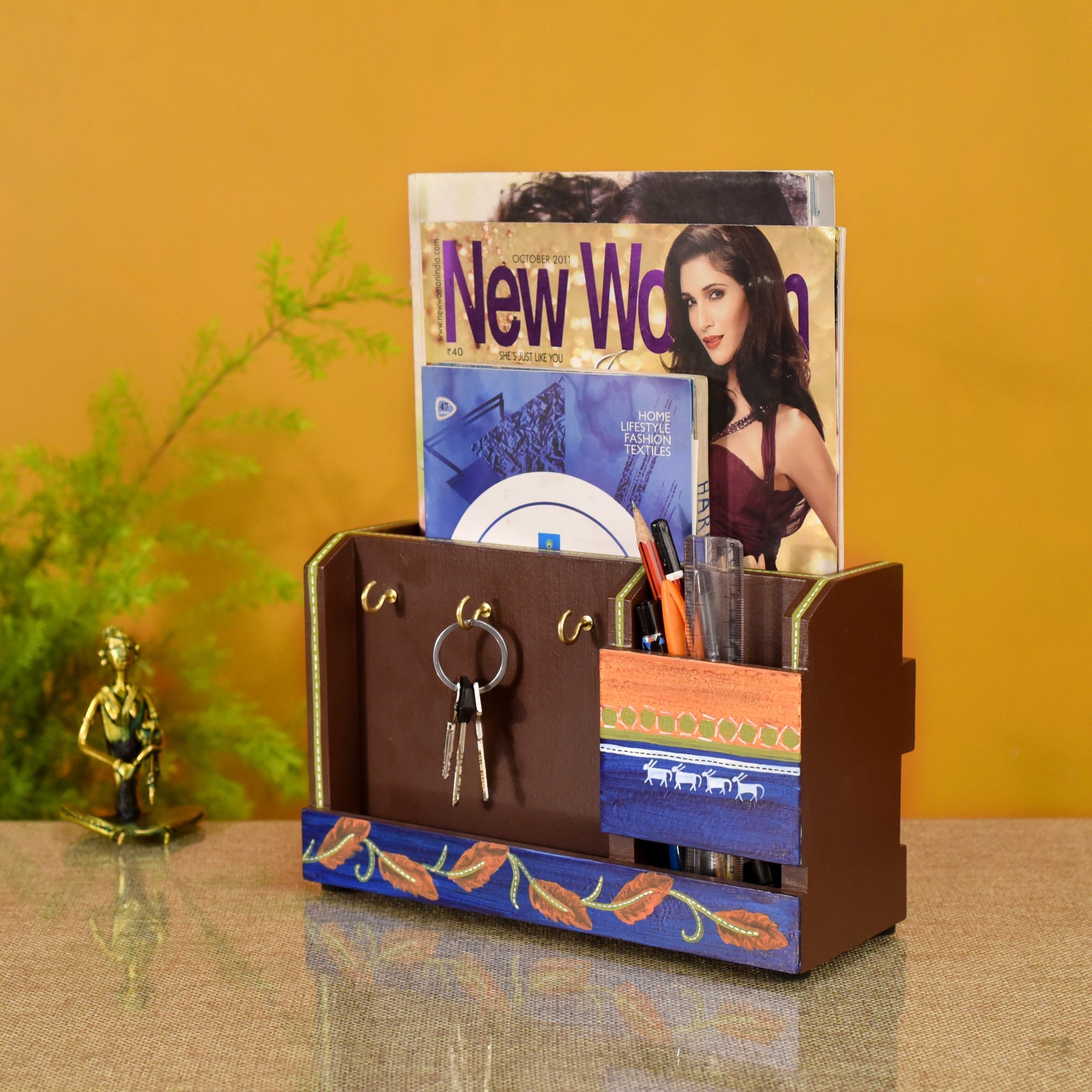 ART CREATIONS BY SUMAN SONTHALIA Autumn Leaf Key Hanger & Magazine Stand