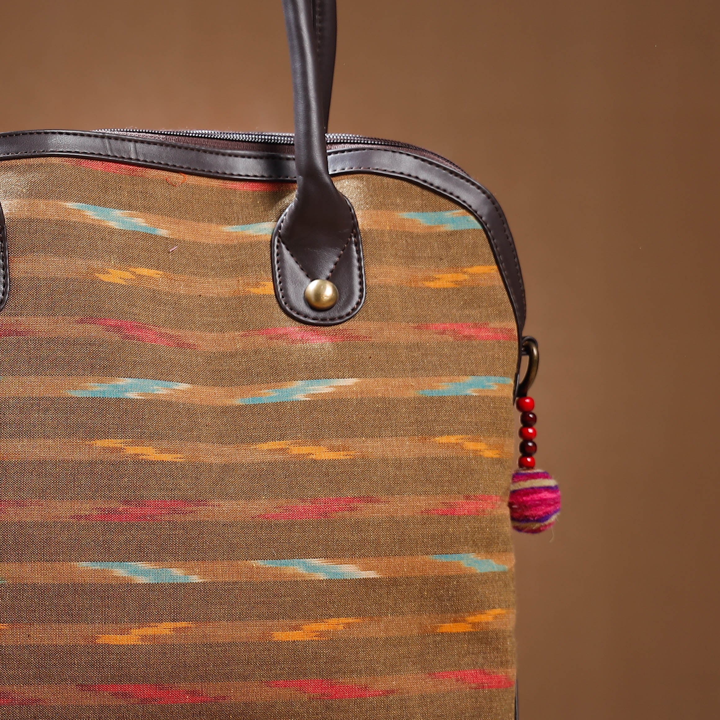 ITOKRI CRAFTS INITIATIVE Brown - Handcrafted Woven Ikat Cotton Shoulder Bag - view 3
