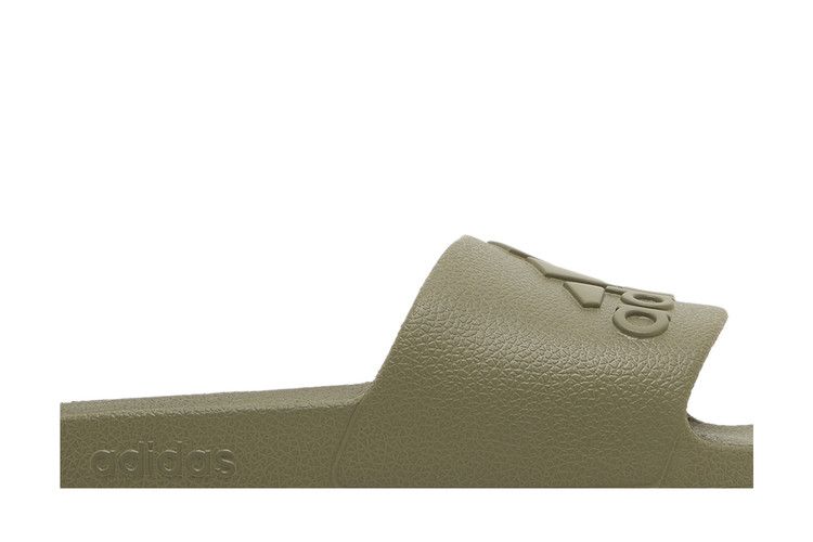 Yeezy adidas Adilette Aqua Slides Olive Strata - view 2