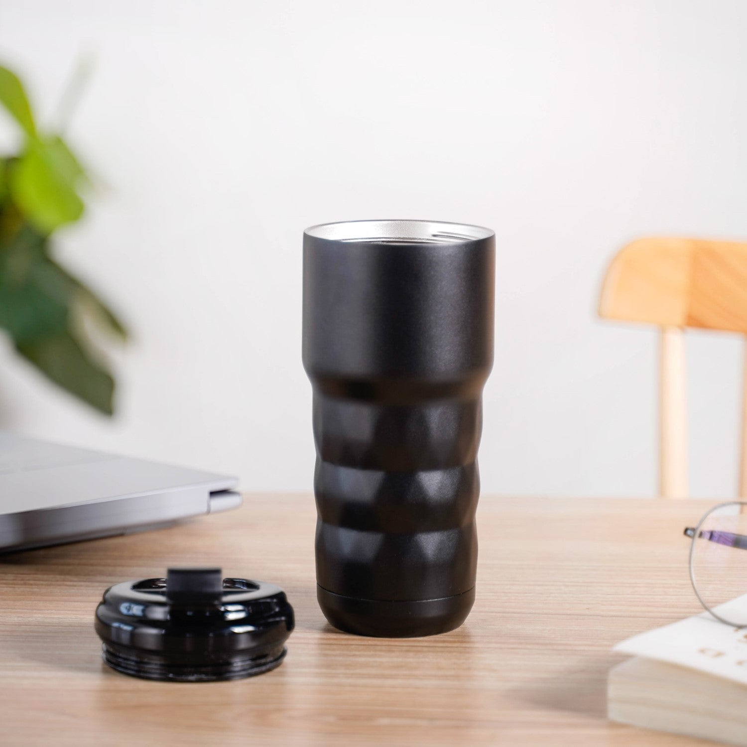 Nestasia Brewster Grande Insulated Travel Tumbler Black Noir 680ml - view 2