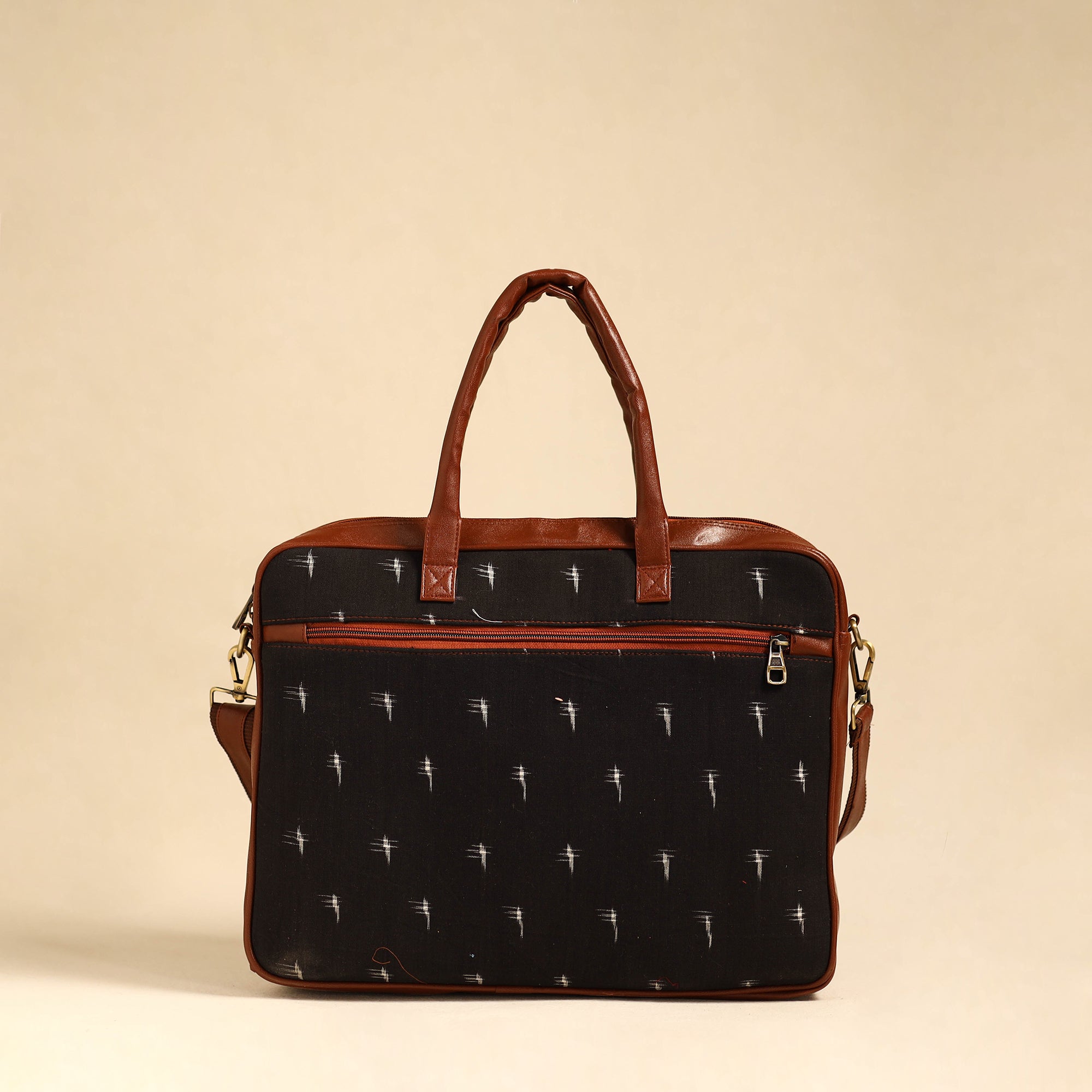 ITOKRI CRAFTS INITIATIVE Black - Handmade Pochampally Ikat Laptop Bag 28 - view 3