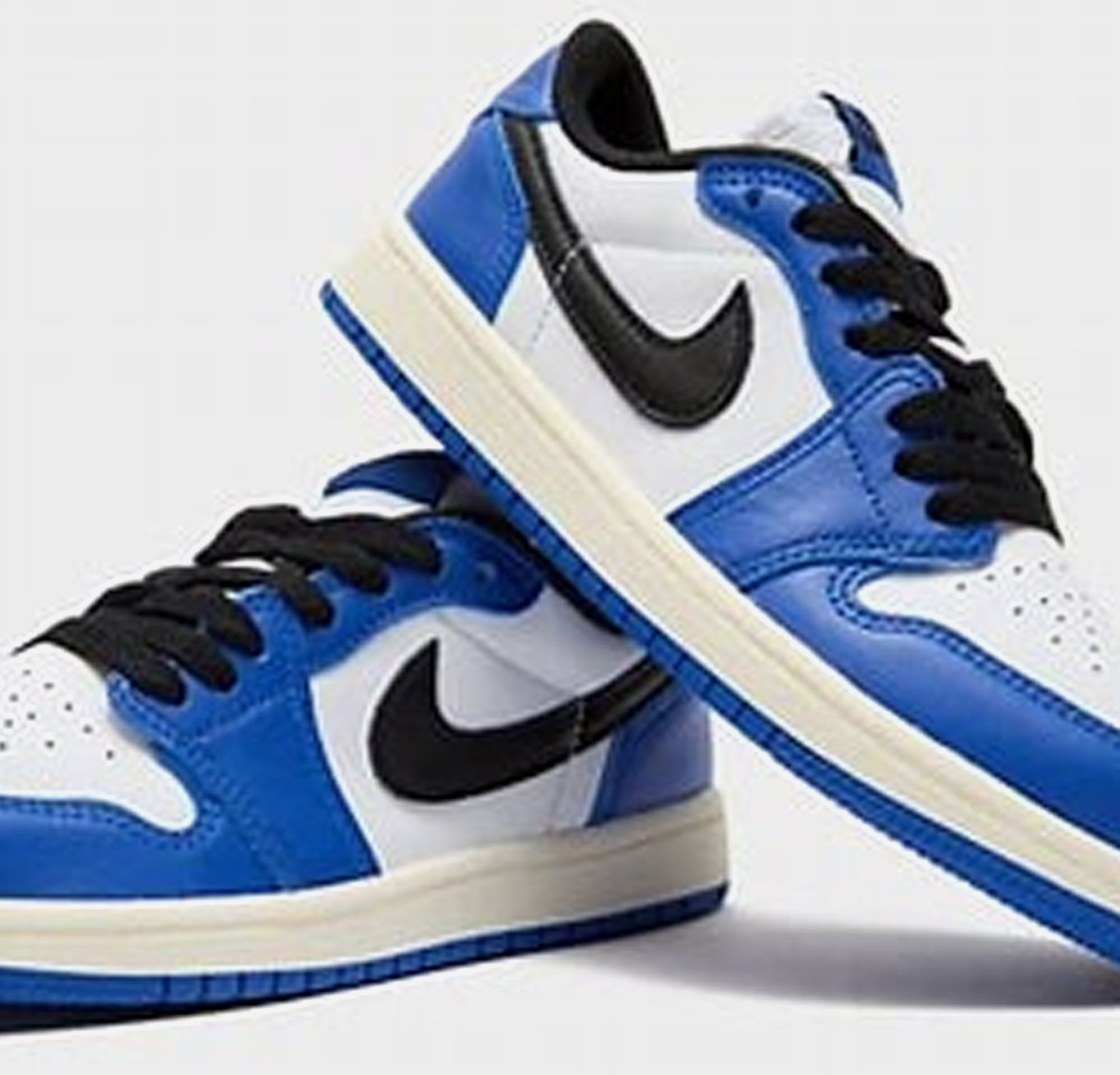 Nike Air Jordan 1 Retro Low OG 'Game Royal' - view 2