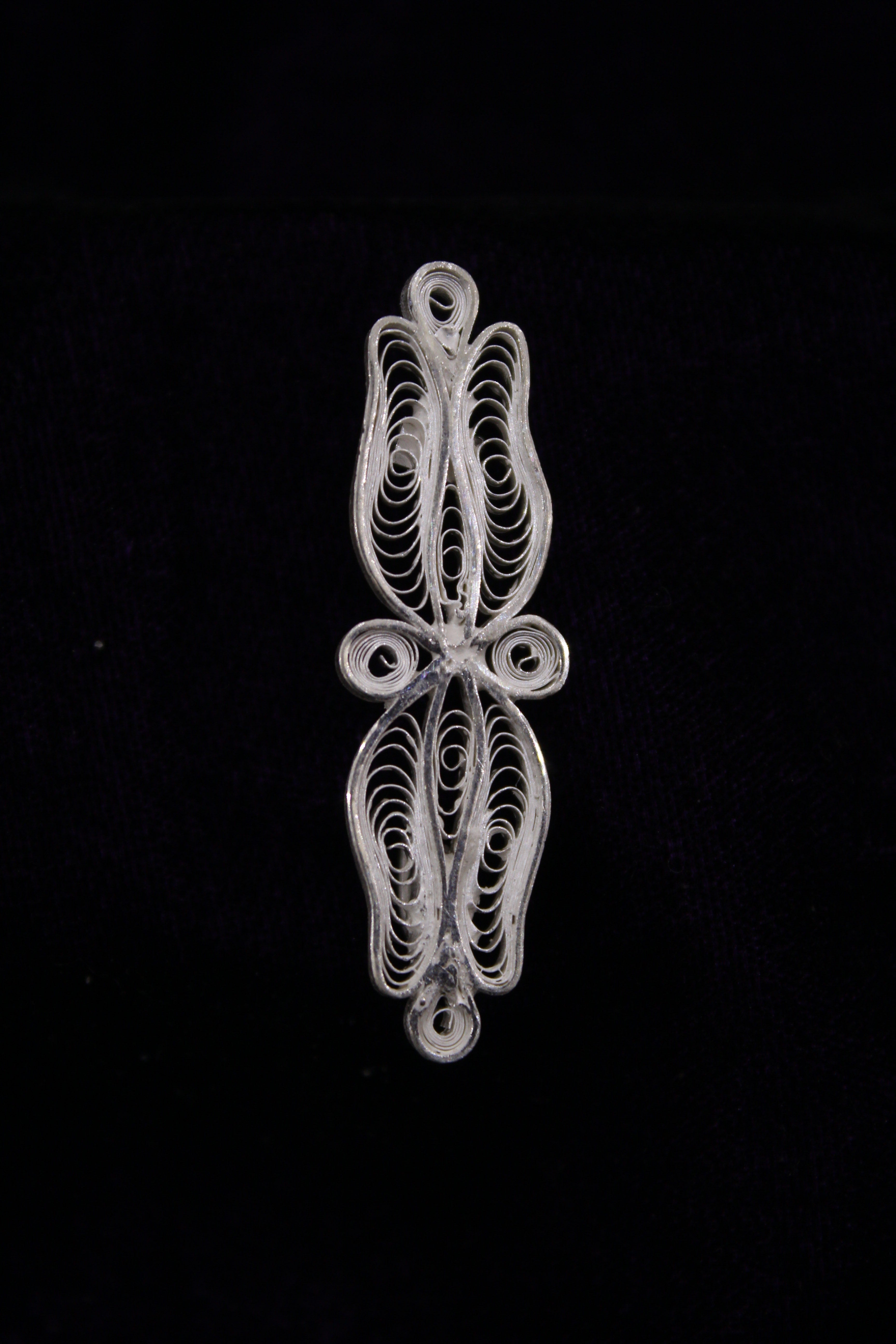 Indianvillez Designer Silver Filigree Saree Pin