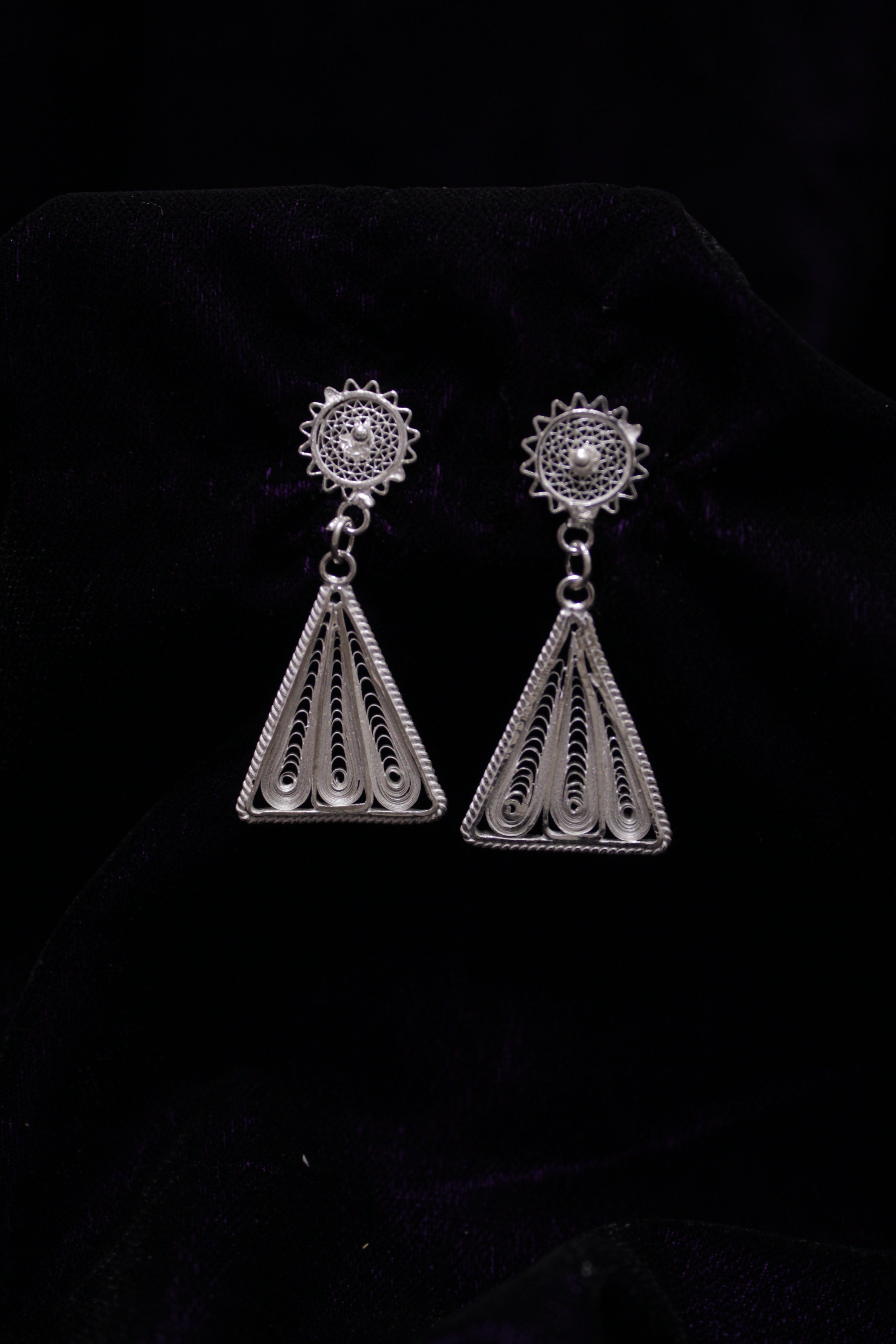 Indianvillez Triangle Designed Silver Filigree Earrings