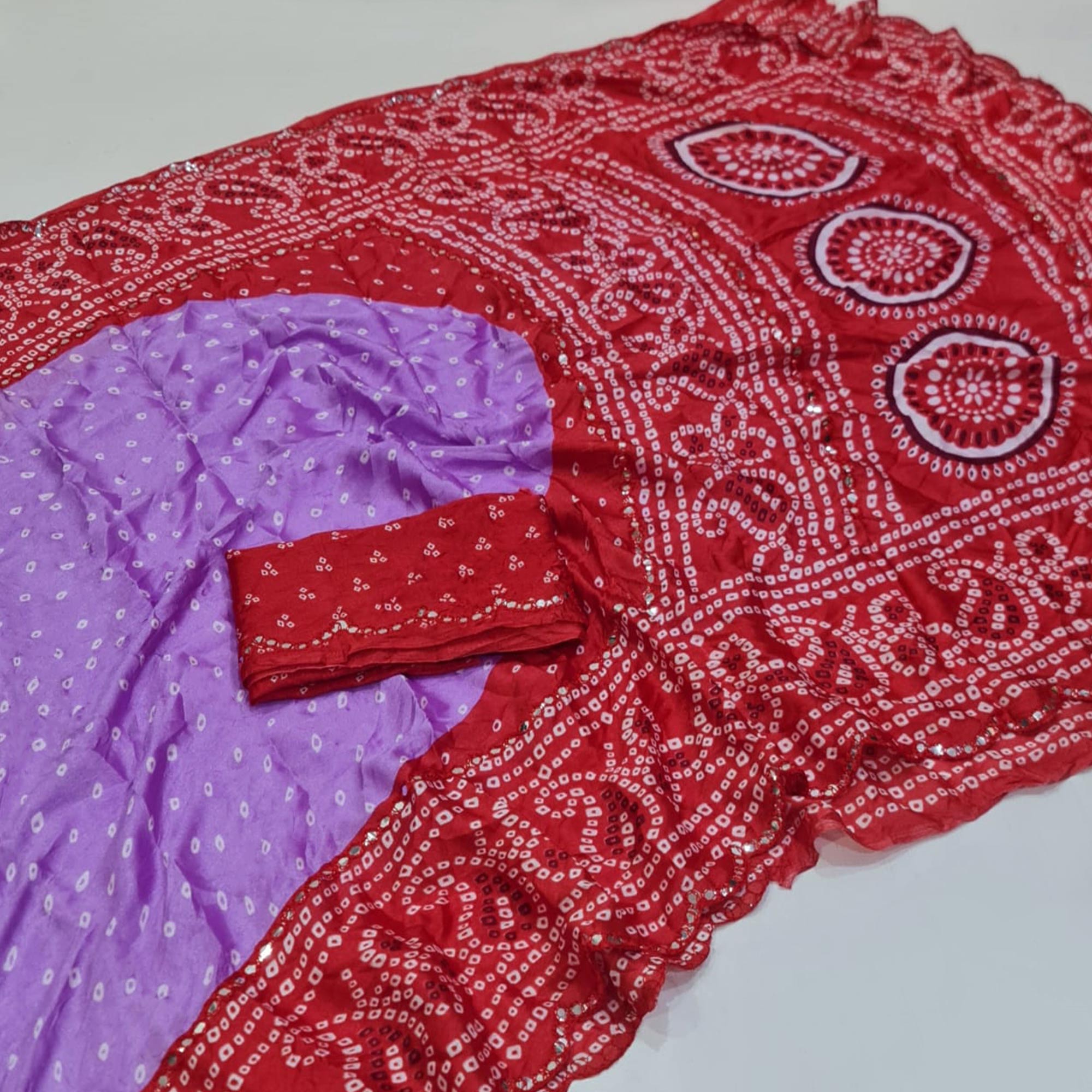 Peachmode Lavender & Red Bandhani Printed Chiffon Saree - view 3