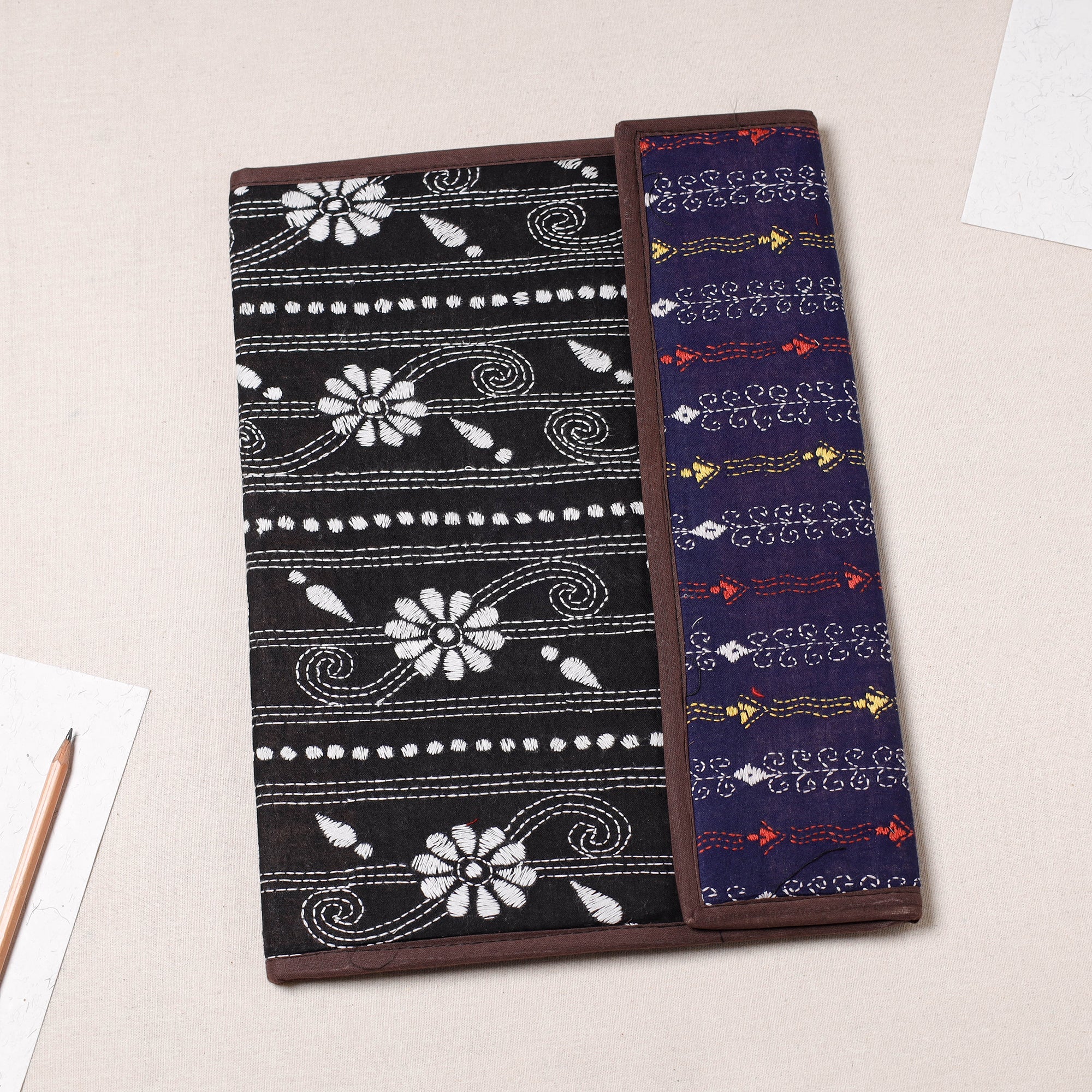 ASALKAAR Bengal Kantha Work Handcrafted File Folder