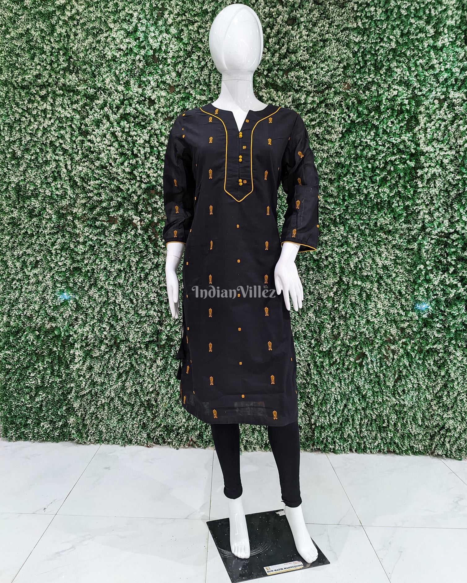 IndianVillèz Black Bomkai Fish Motif design Odisha Ikat Designer Cotton Kurti for Women