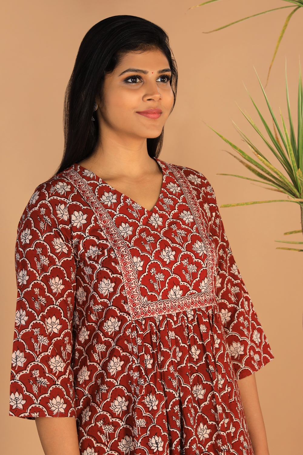 Kalanjali Ethnics Embroidered cotton Bagh block printed kurti - view 2