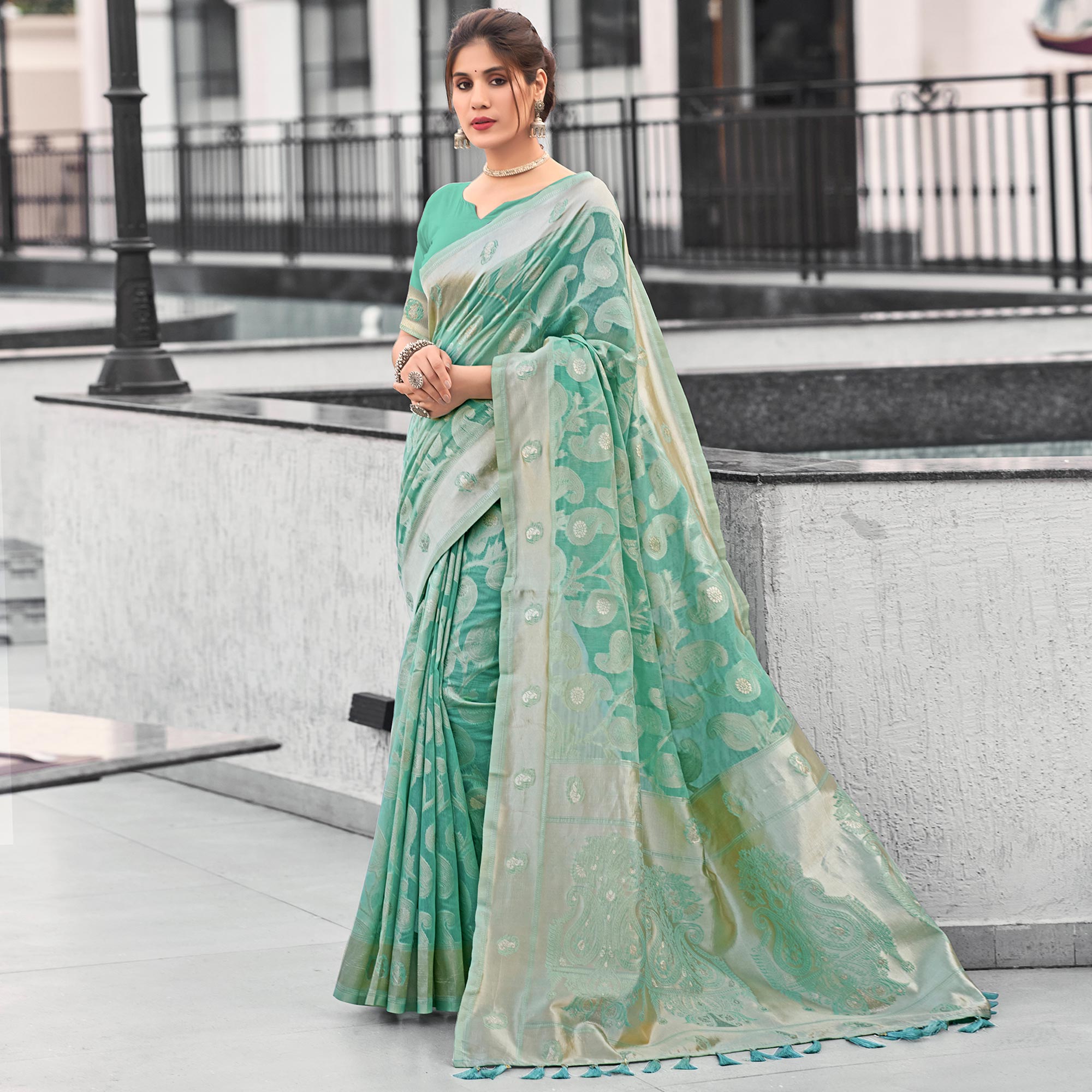 Peachmode Light Rama Green Woven Cotton Silk Saree With Tassels - view 2