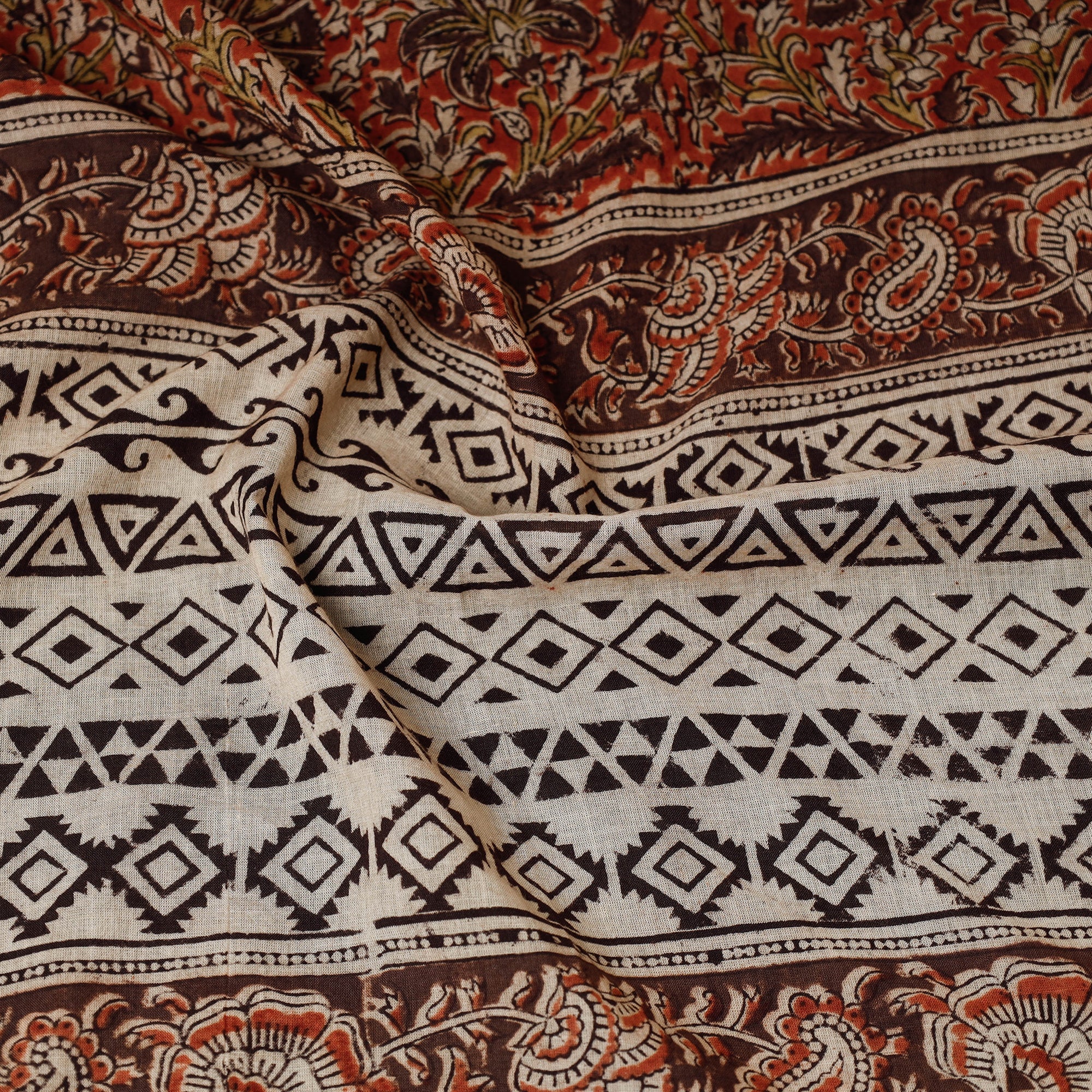 PITCHUKA SRINIVAS KALAMKARI PEDANA Beige - Original Pedana Kalamkari Block Printed Cotton Scarf - view 2