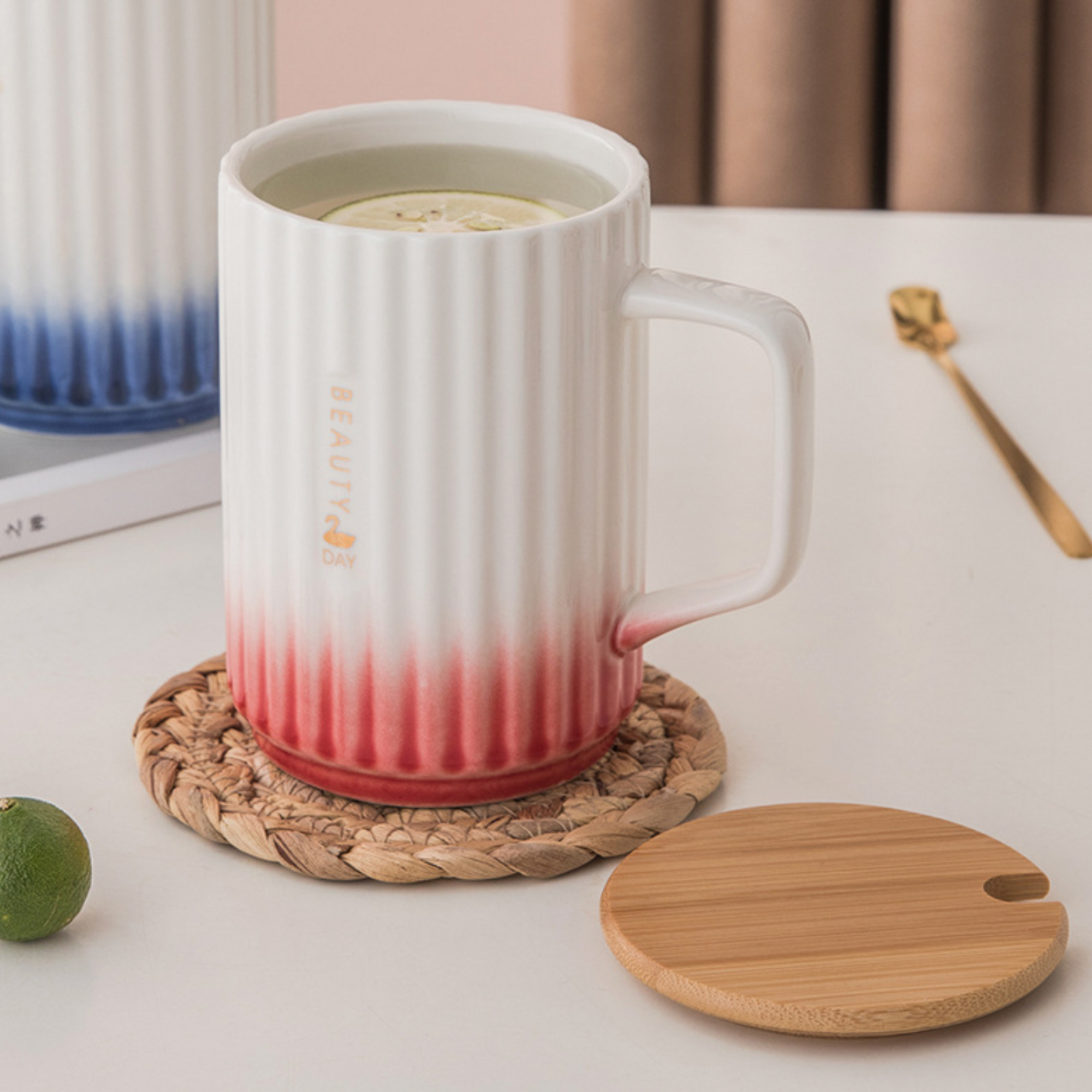 Nestasia Ceramic Mug with Lid and Spoon