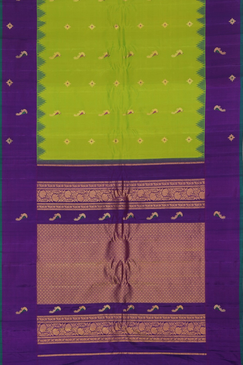 Kalanjali Gadwal Silk Spring Green Saree – Women's - view 4