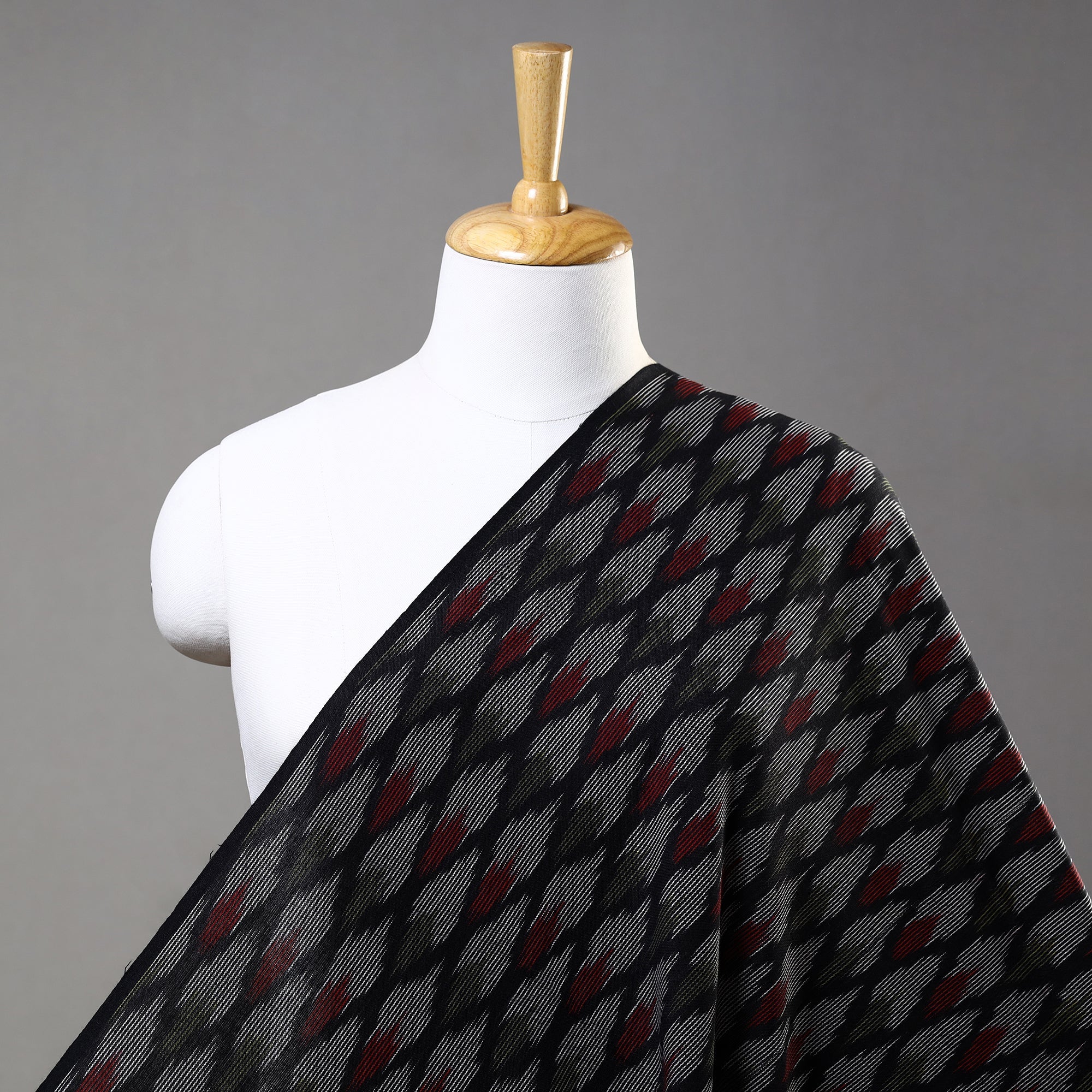 SOUTH KARGHA Black - Cotton Pochampally Ikat Fabric 08