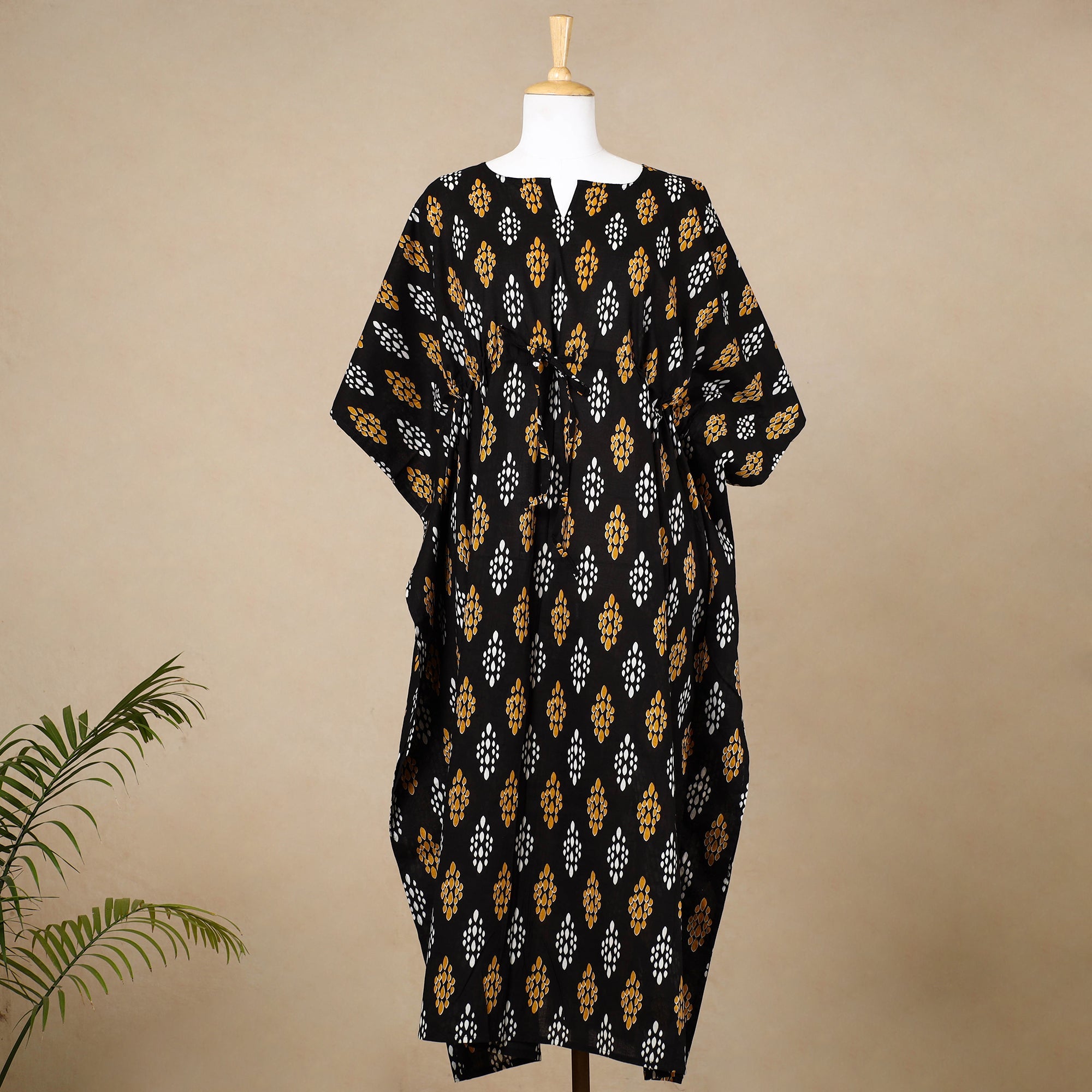 CHUTNEY CRAFT STUDIO Black - Hand Block Printed Cotton Kaftan with Tie-Up Waist (Long)