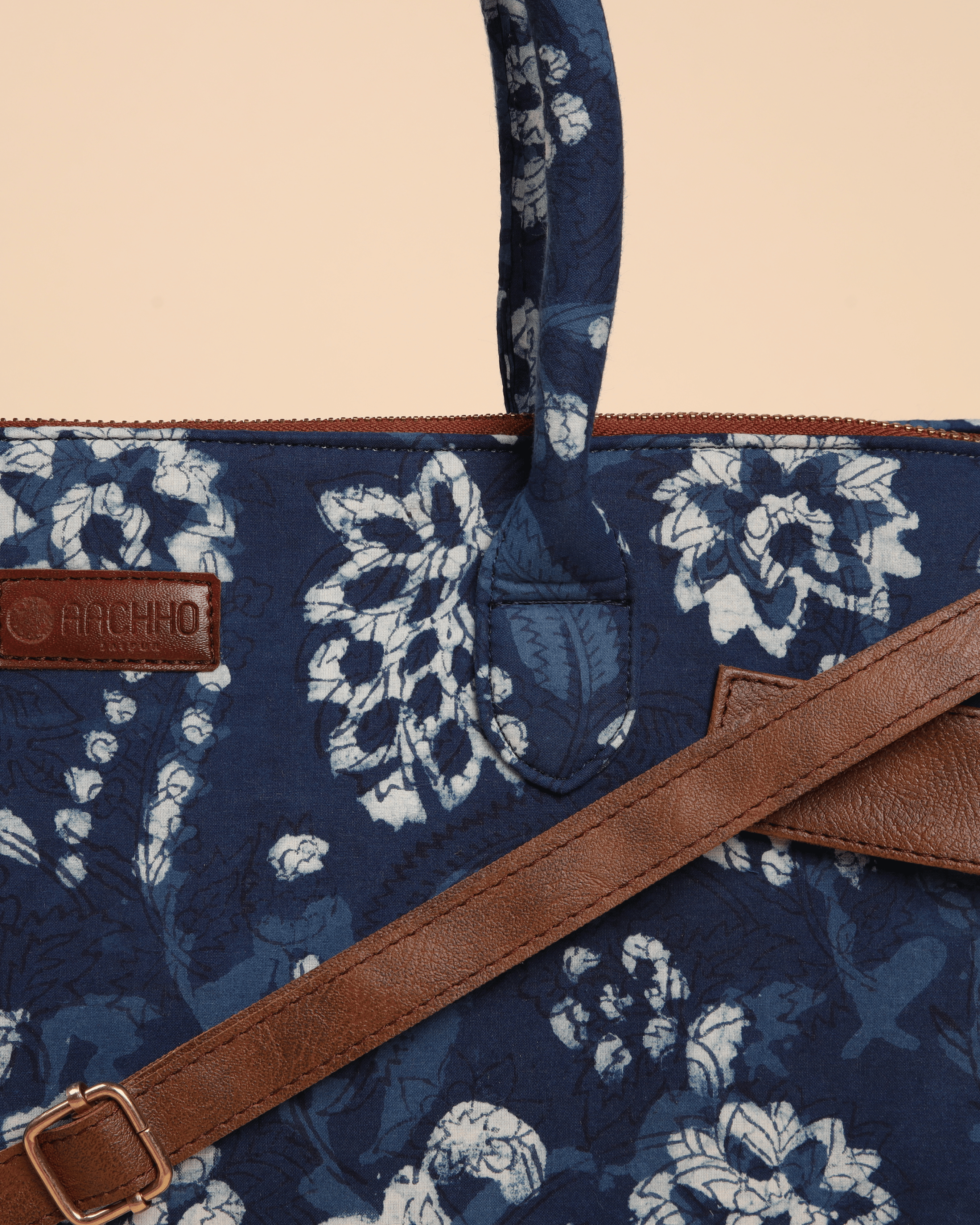 Aachho Tidal Blue Handblock Shoulder Bag - view 4