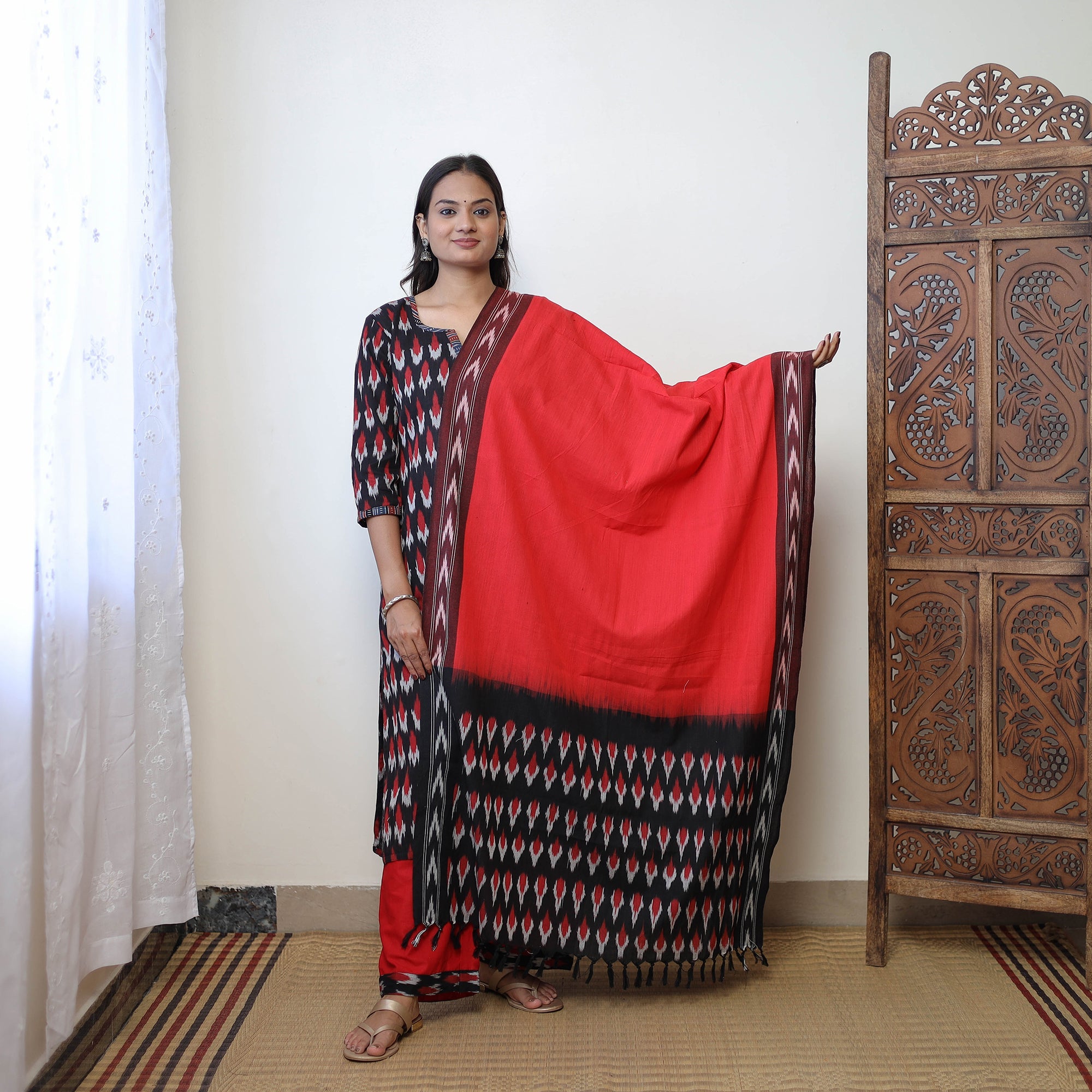 ITOKRI CASUALS Black - Handloom Cotton Pochampally Ikat Kurta Set 21 - view 2
