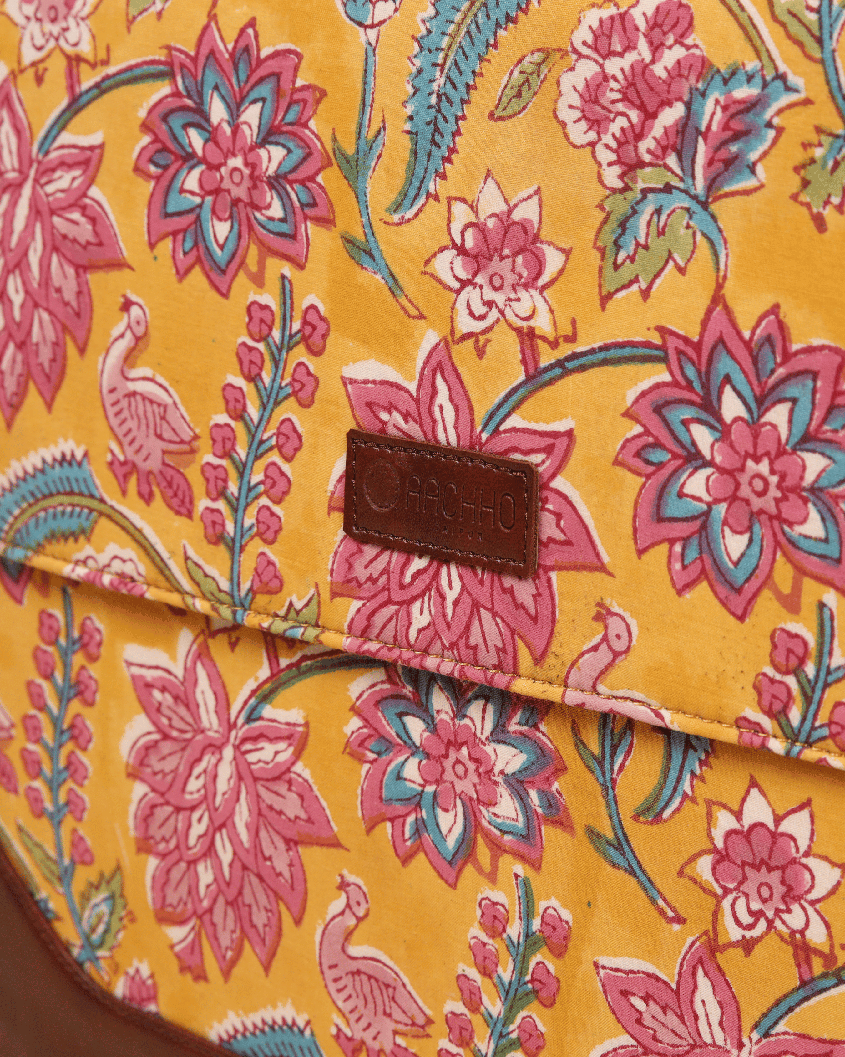 Aachho Sun Blossom Laptop Sleeve - view 3