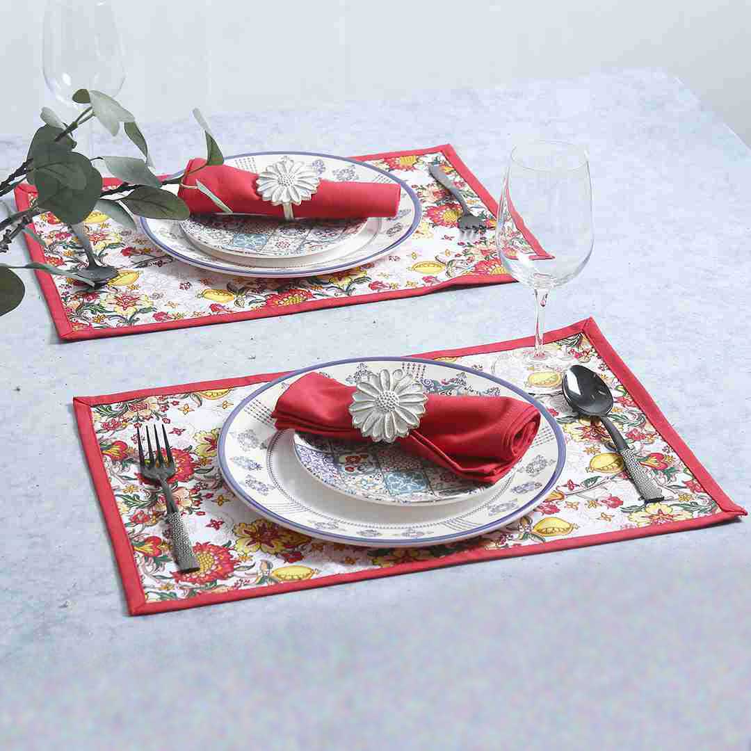 Wonderchef Como Table mats with floral prints - Red (Set of 6)