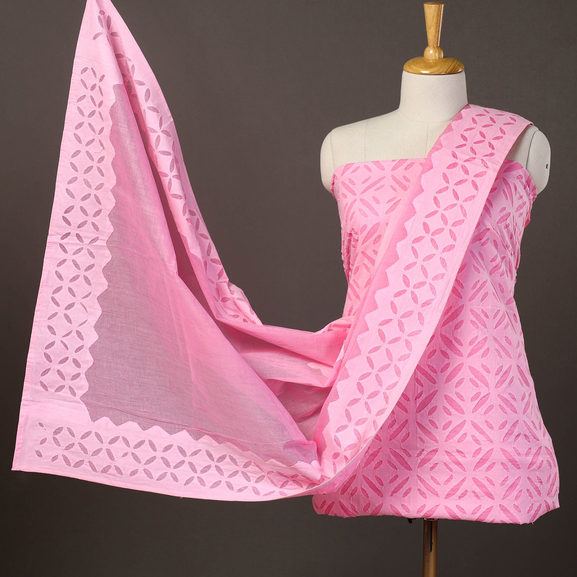 SHADES OF MARUDHARA 3pc Cut Work Cotton Barmer Applique Dress Material 33